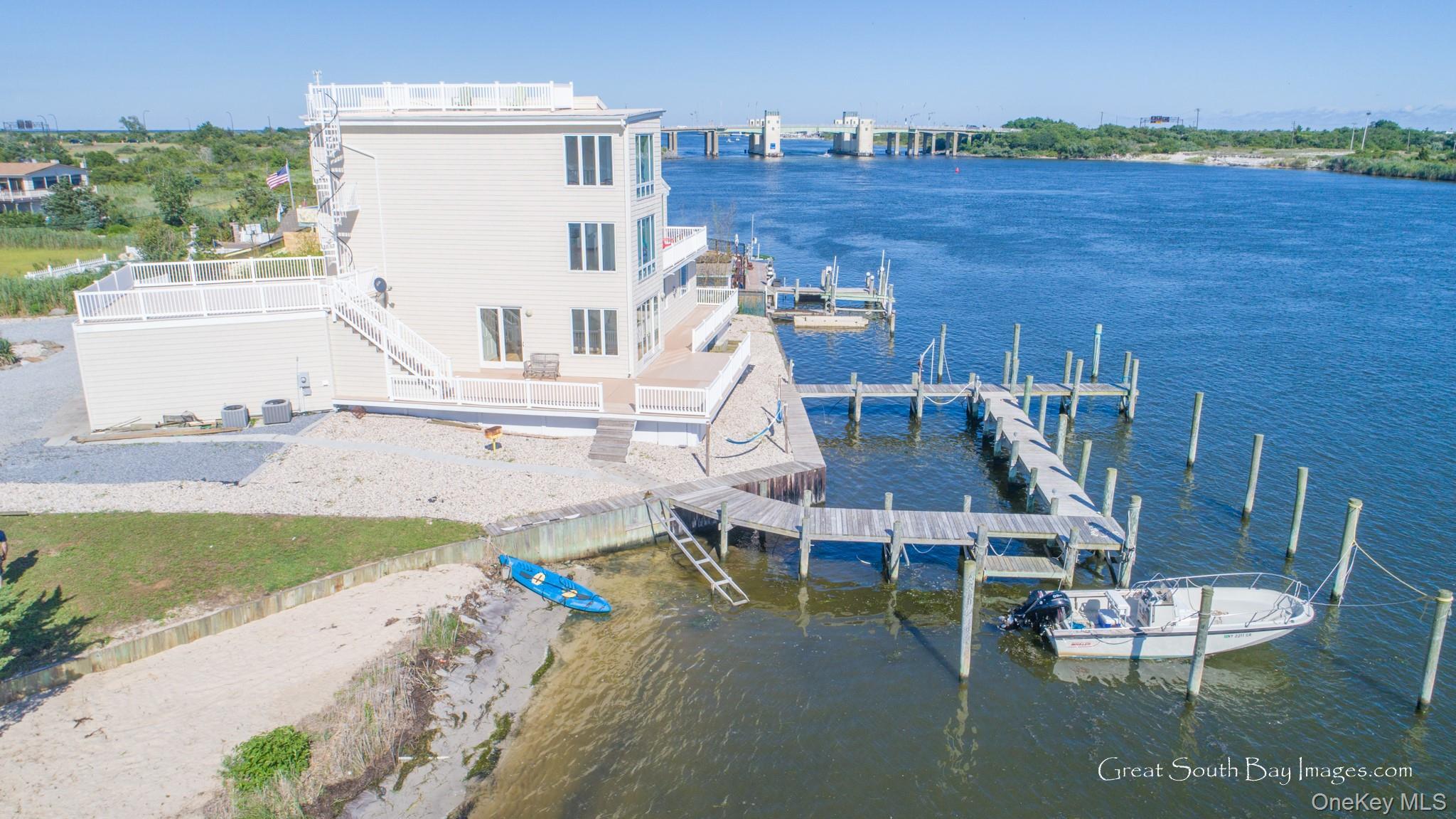 Single Family Captree Island  Suffolk County, NY 11702, MLS-923471-38