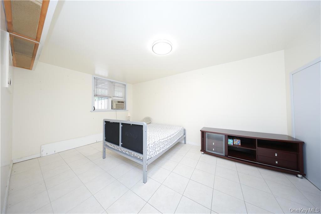 Single Family Bedford  Brooklyn, NY 11235, MLS-923499-19