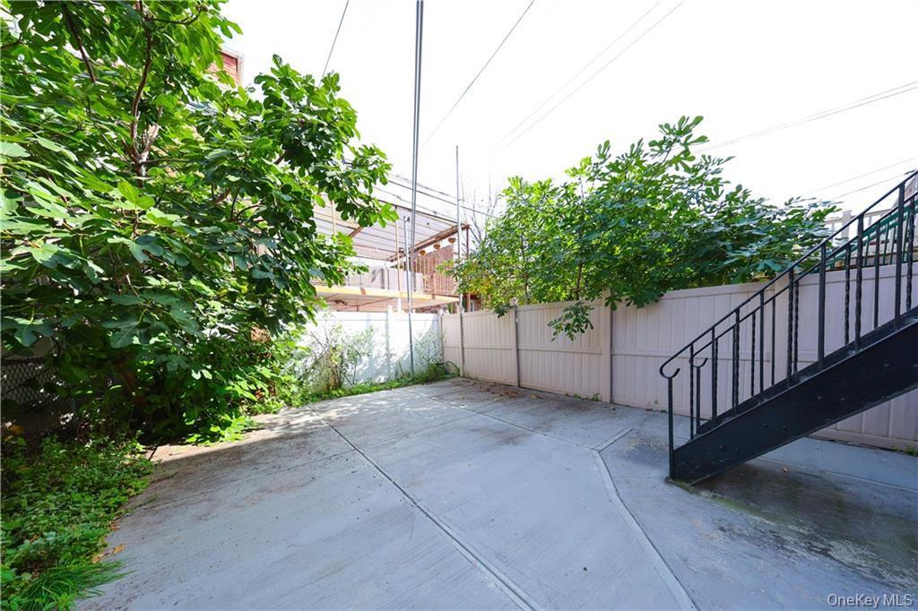 Single Family Bedford  Brooklyn, NY 11235, MLS-923499-25