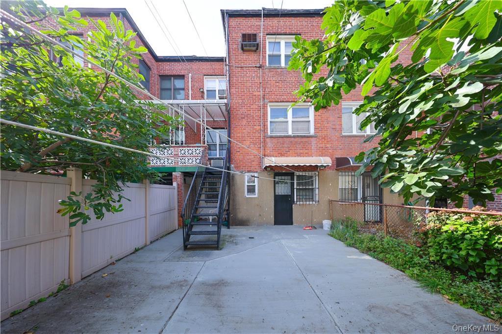 Single Family Bedford  Brooklyn, NY 11235, MLS-923499-27