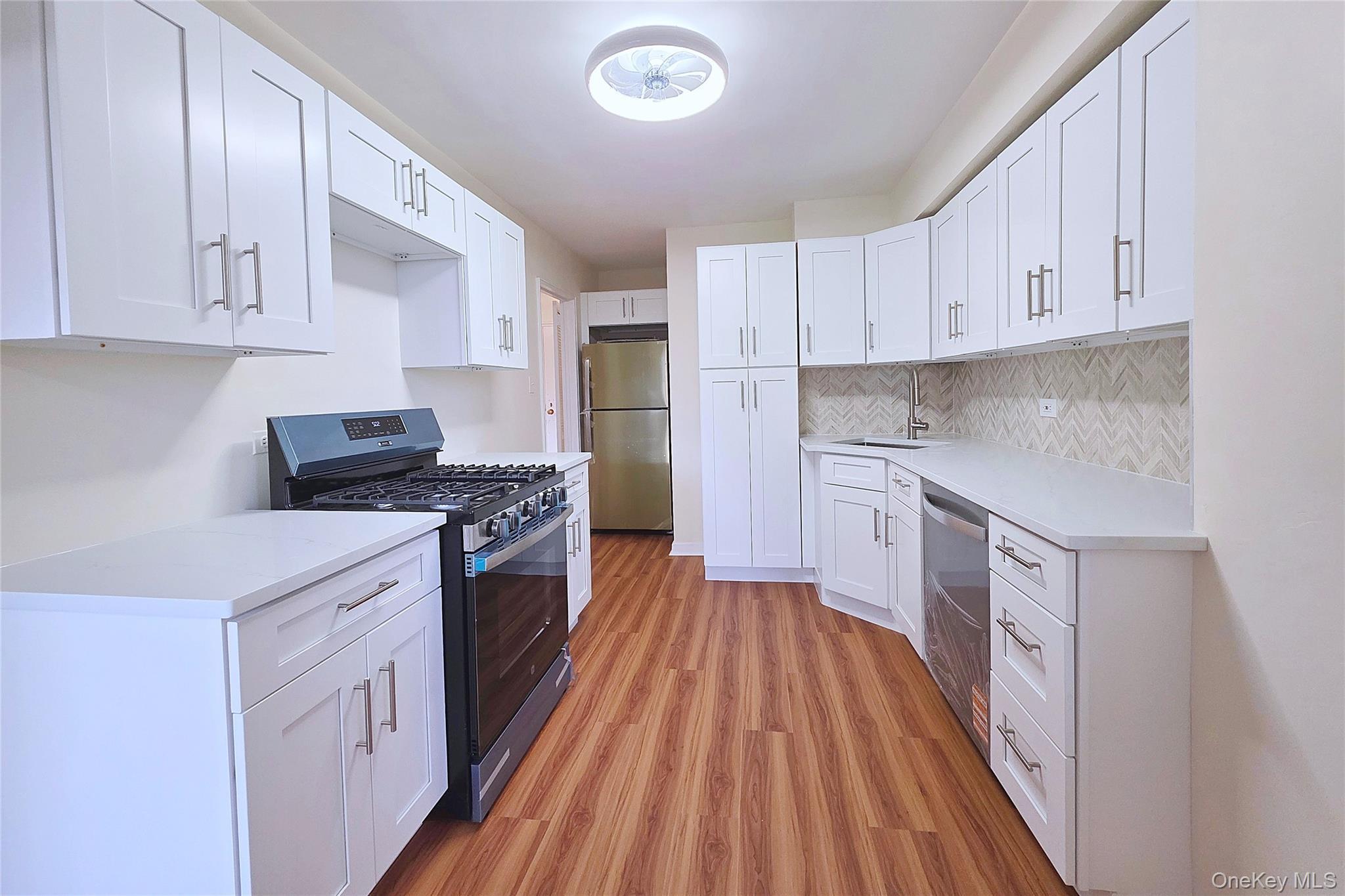 Coop Ave Queens, NY 11360, MLS-923507-10