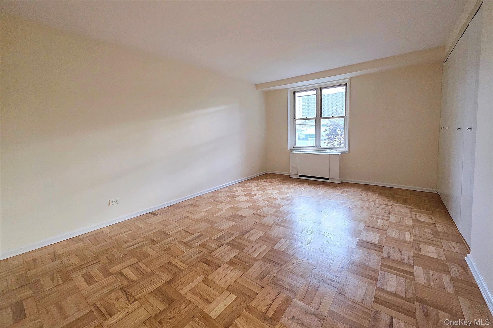 Coop Ave Queens, NY 11360, MLS-923507-14