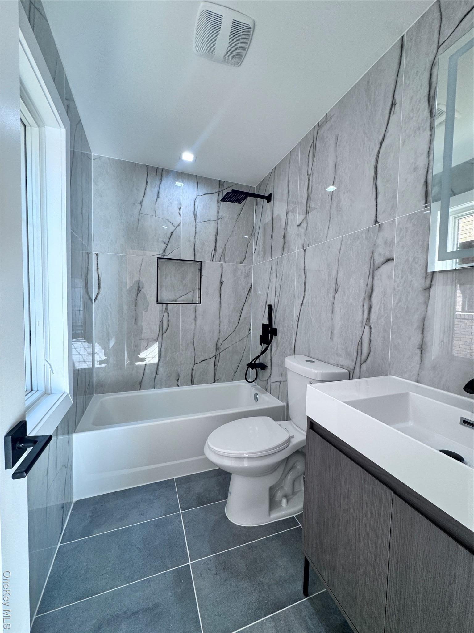 Single Family 215th Queens, NY 11361, MLS-923516-10