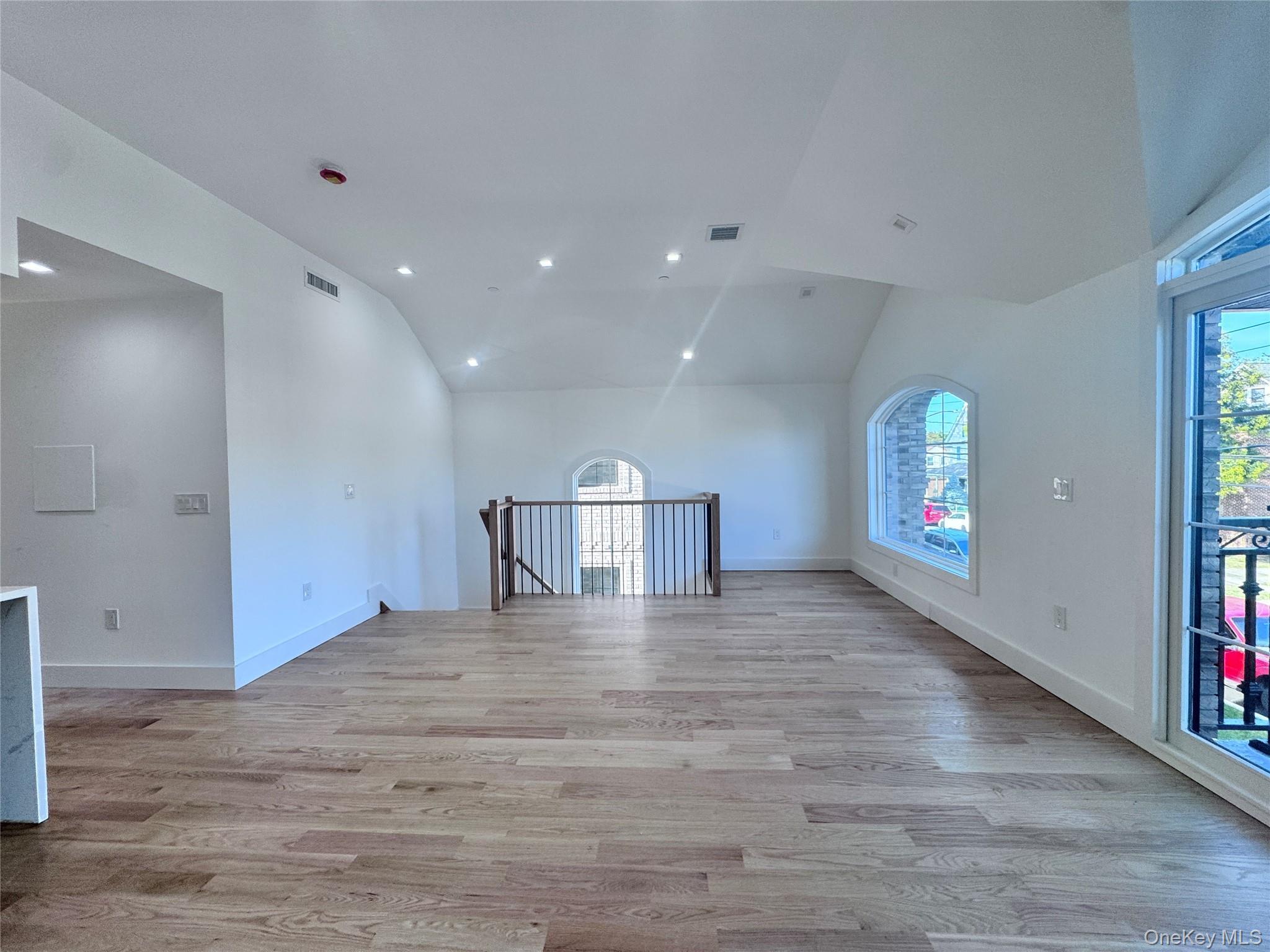 Single Family 215th Queens, NY 11361, MLS-923516-6