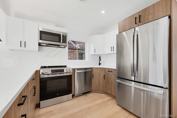 Single Family 215th  Queens, NY 11361, MLS-923517-17