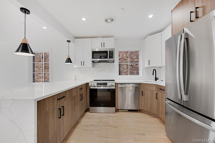 Single Family 215th  Queens, NY 11361, MLS-923517-35