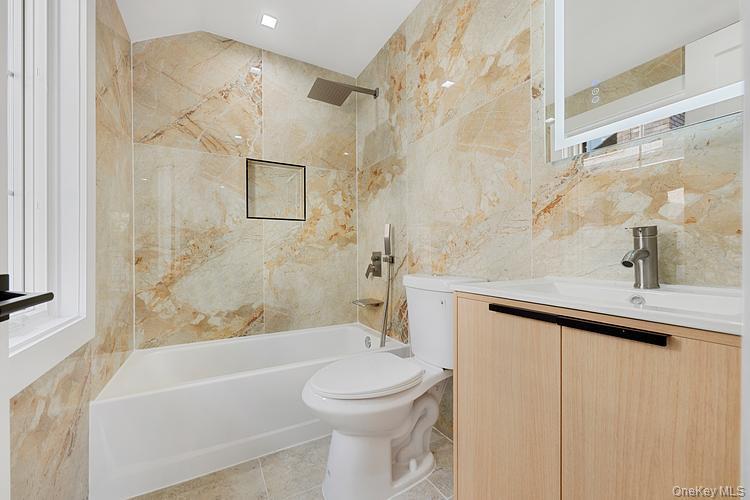 Single Family 215th  Queens, NY 11361, MLS-923517-9