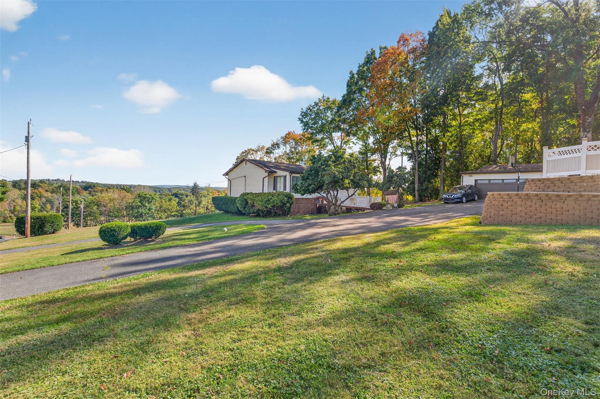 Single Family Mount Rose Ulster County, NY 12542, MLS-923525-29