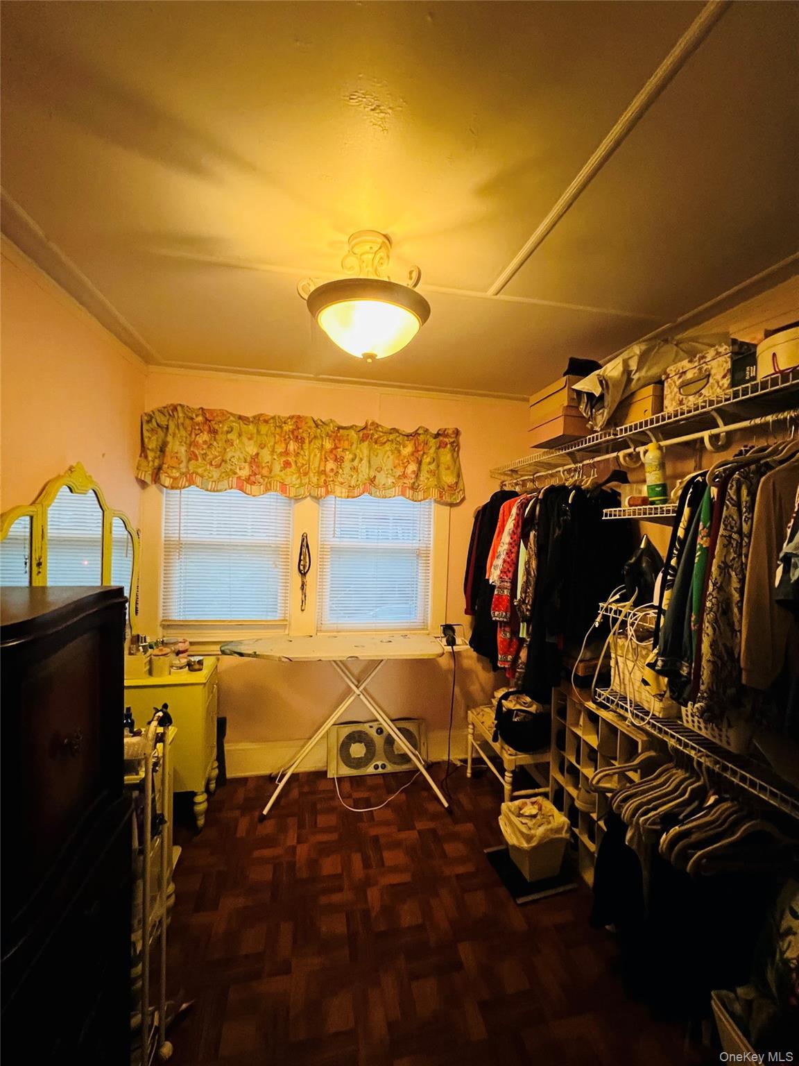 Single Family Logan Bronx, NY 10465, MLS-923527-17