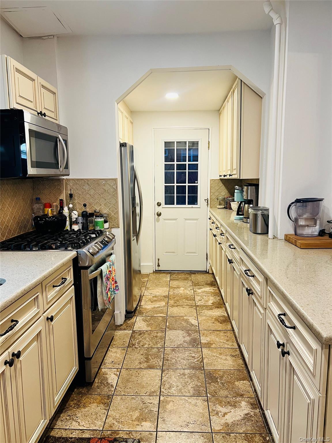 Single Family Logan Bronx, NY 10465, MLS-923527-7