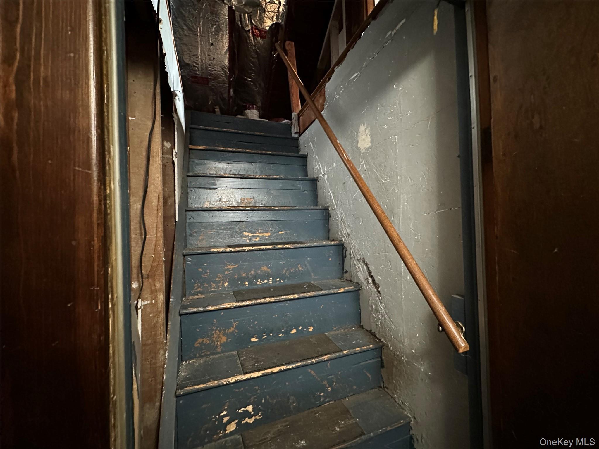 Single Family Main  Ulster County, NY 12525, MLS-923530-35