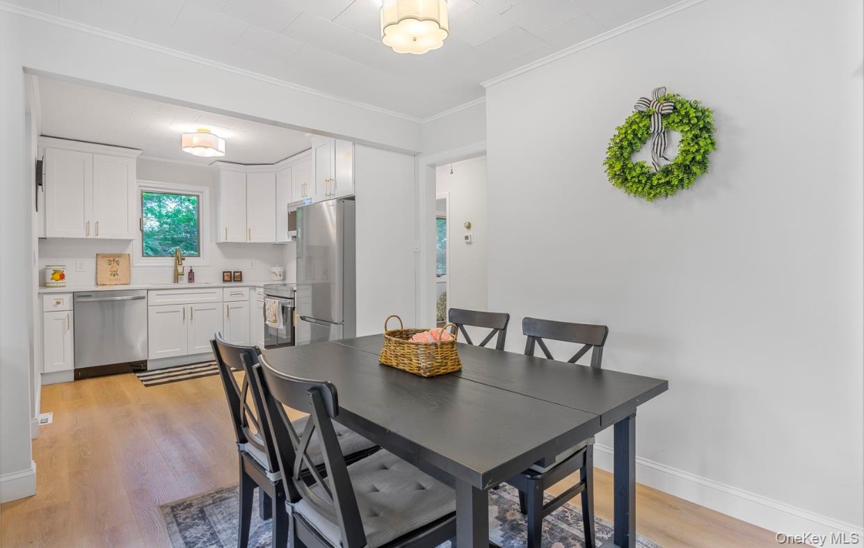 Single Family Maple Suffolk County, NY 11792, MLS-923532-9