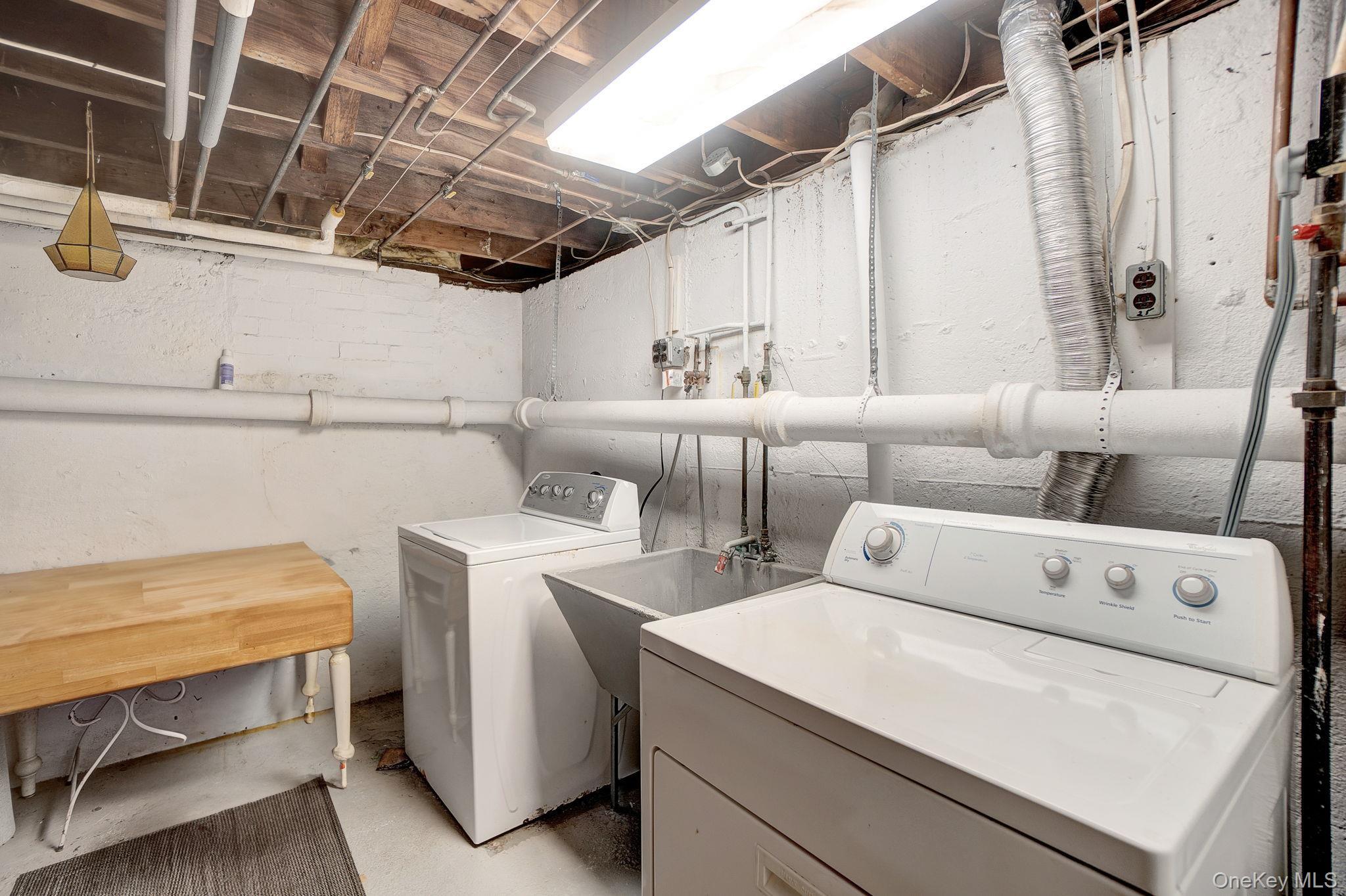 Single Family Lehigh Nassau County, NY 11801, MLS-923535-19