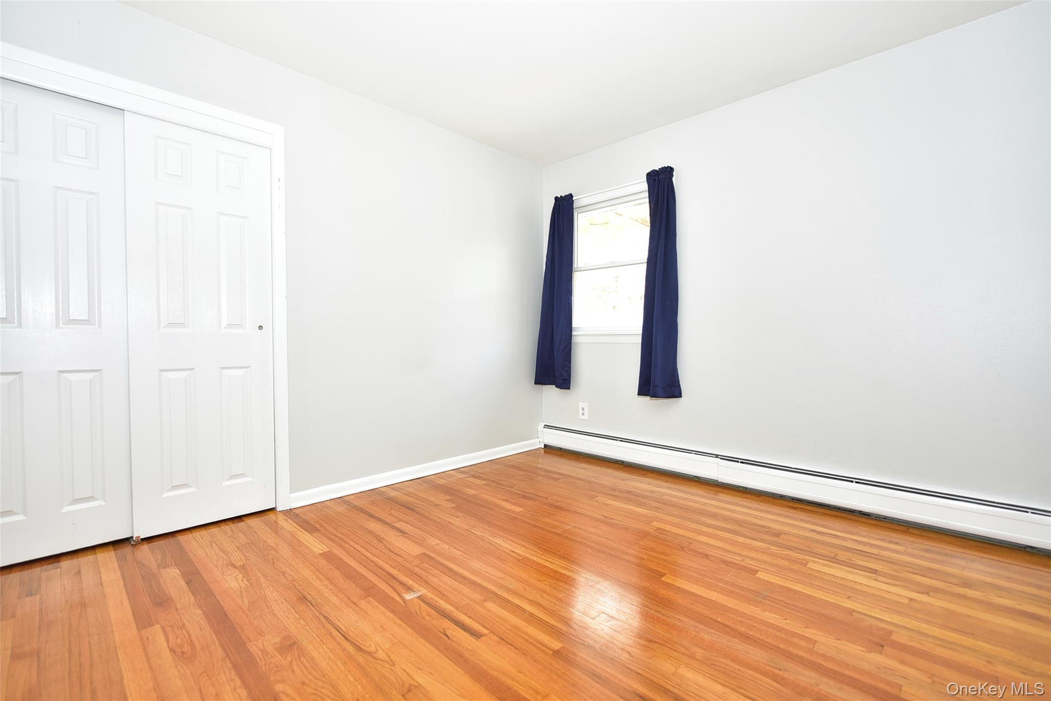 Single Family Hillcrest Rockland County, NY 10901, MLS-923553-20