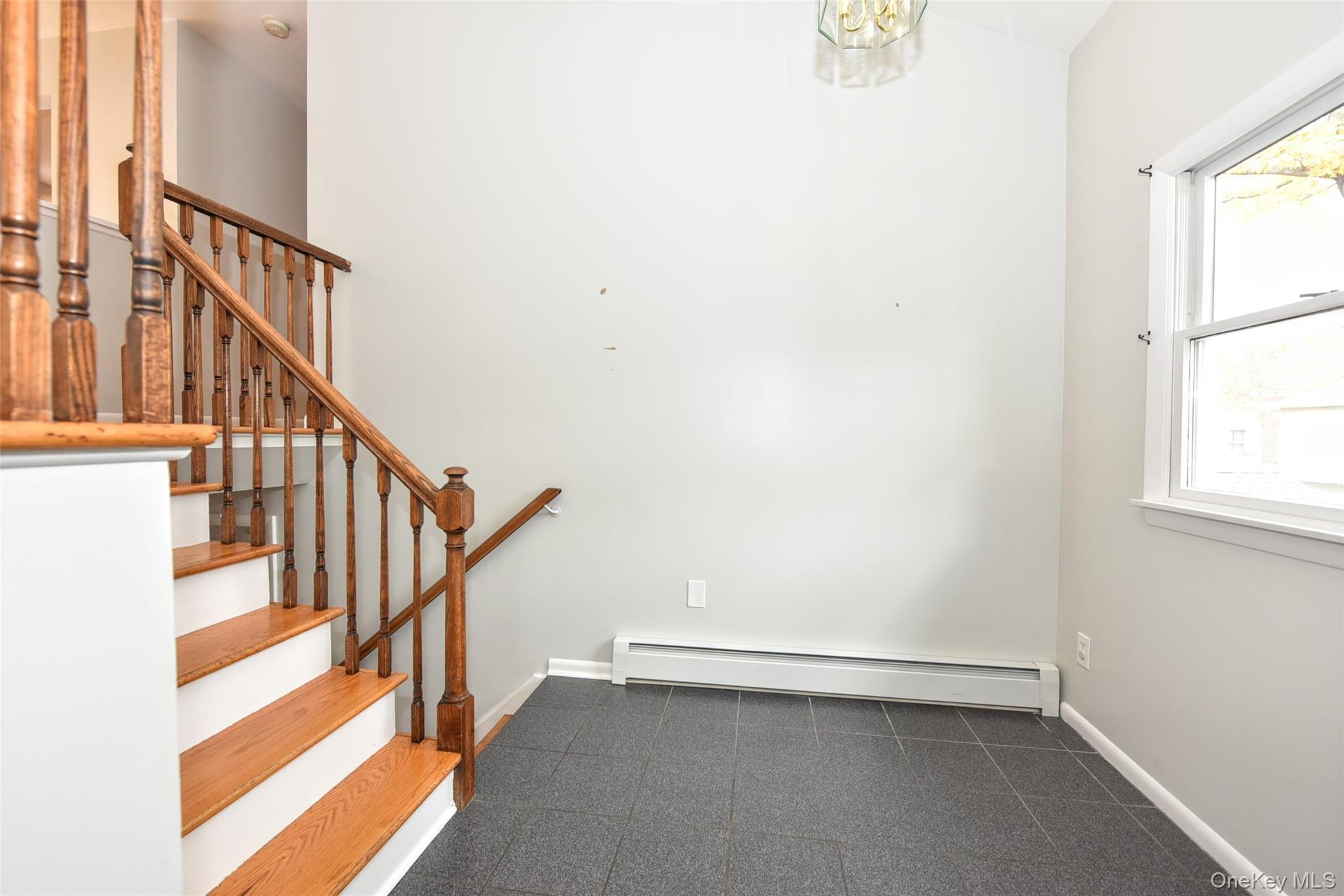 Single Family Hillcrest Rockland County, NY 10901, MLS-923553-3