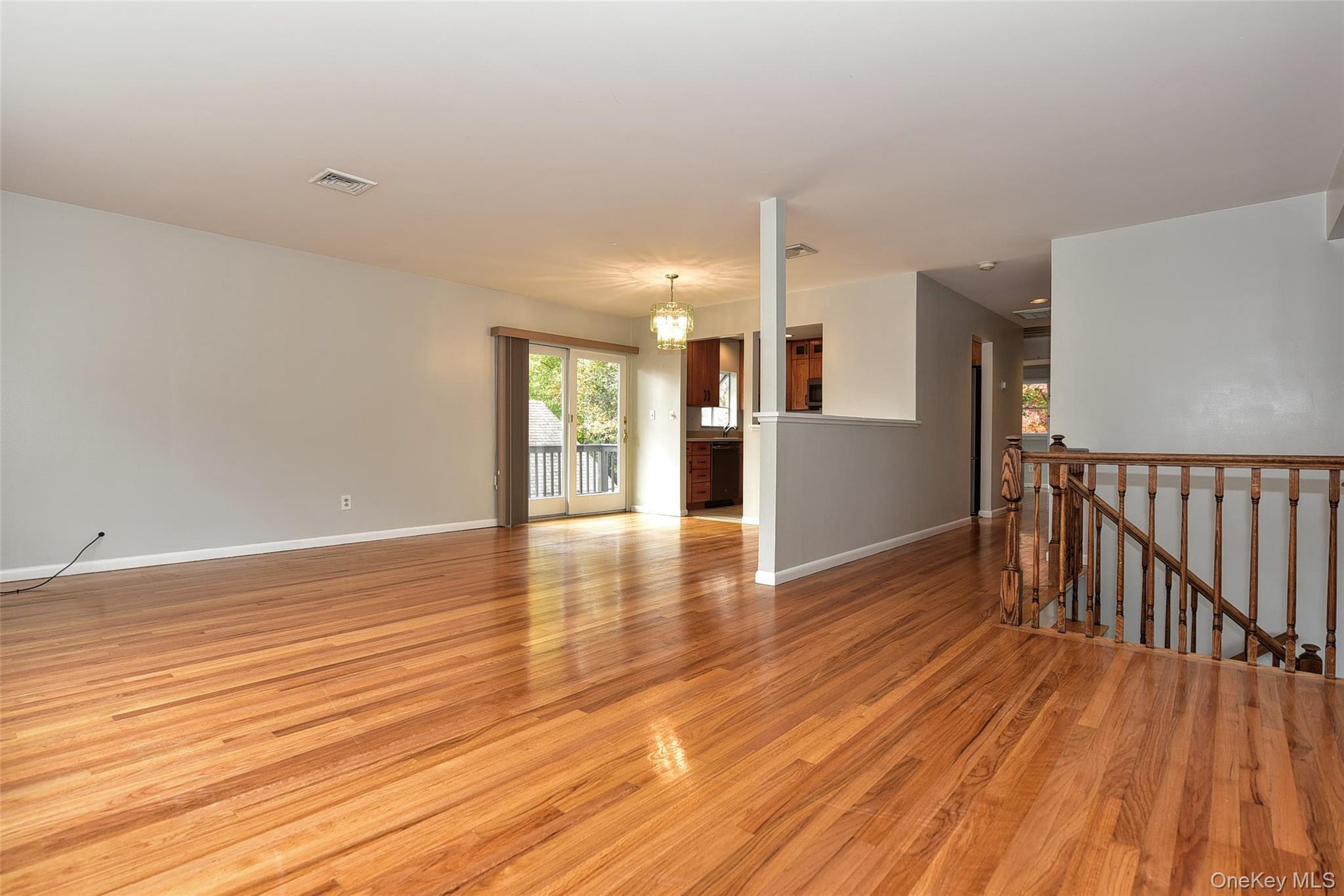 Single Family Hillcrest Rockland County, NY 10901, MLS-923553-8