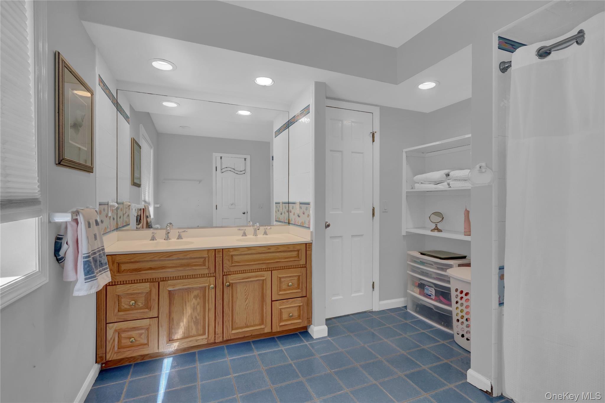 Single Family Old Field  Suffolk County, NY 11733, MLS-923555-21