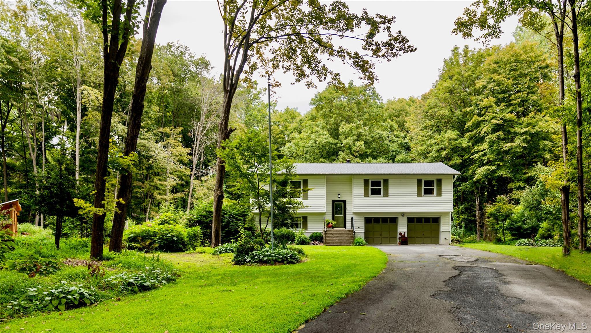 Single Family Tongore Ulster County, NY 12401, MLS-923567-2