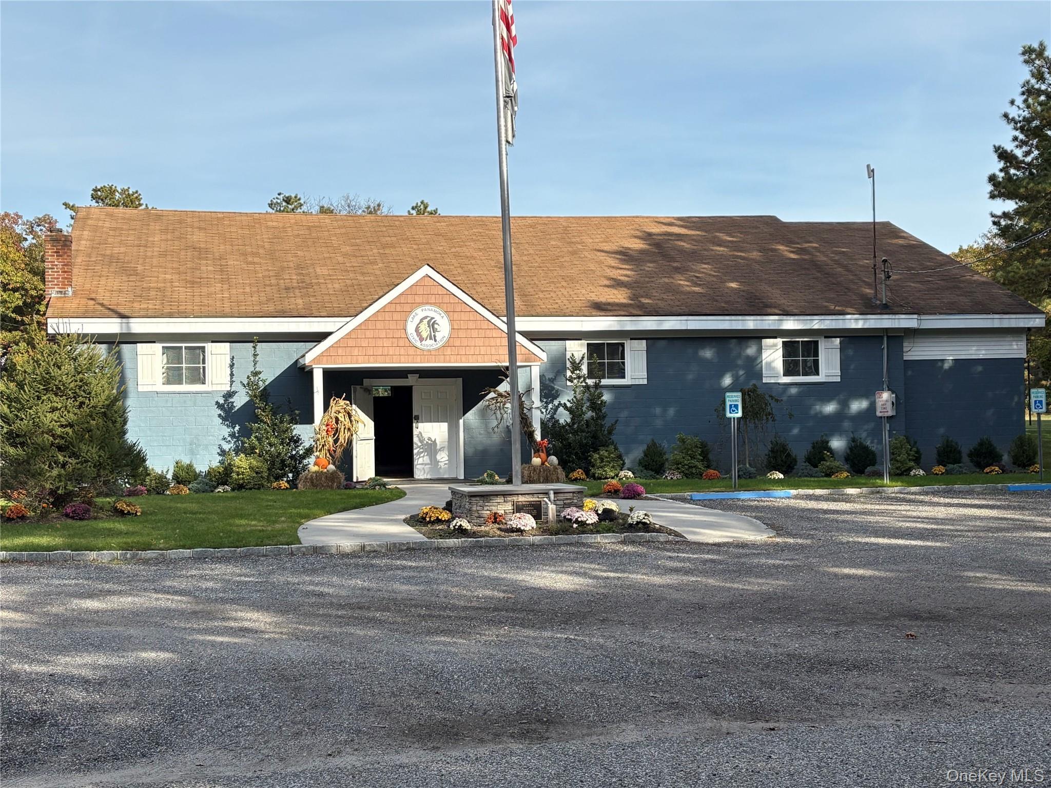 Single Family Newcomb  Suffolk County, NY 11961, MLS-923573-17