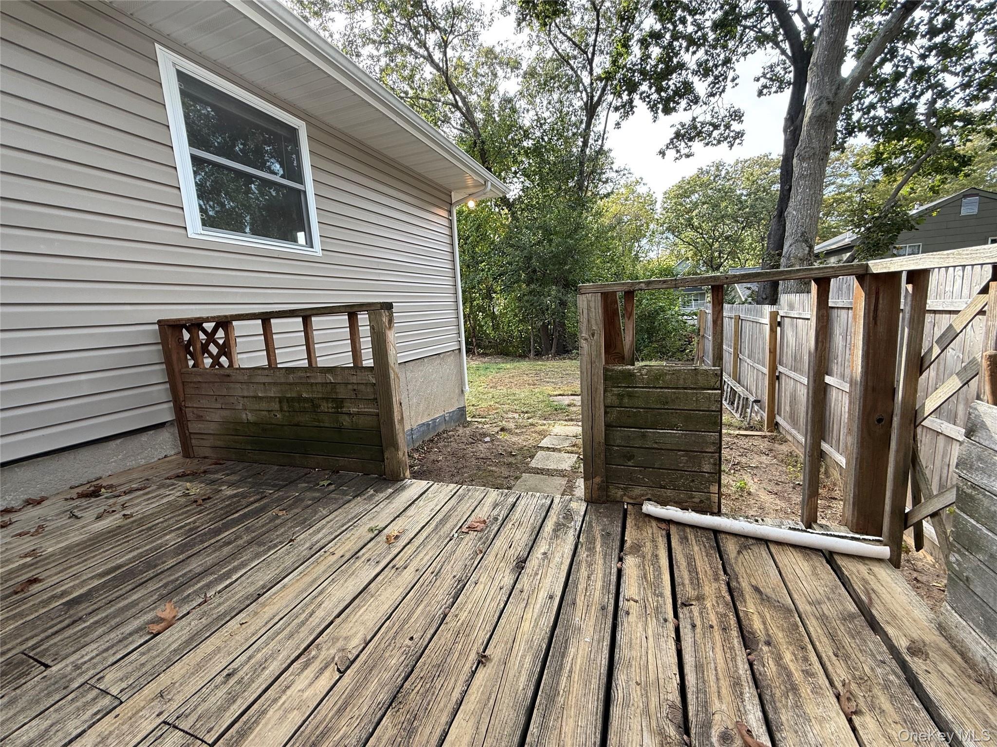 Single Family Newcomb  Suffolk County, NY 11961, MLS-923573-21