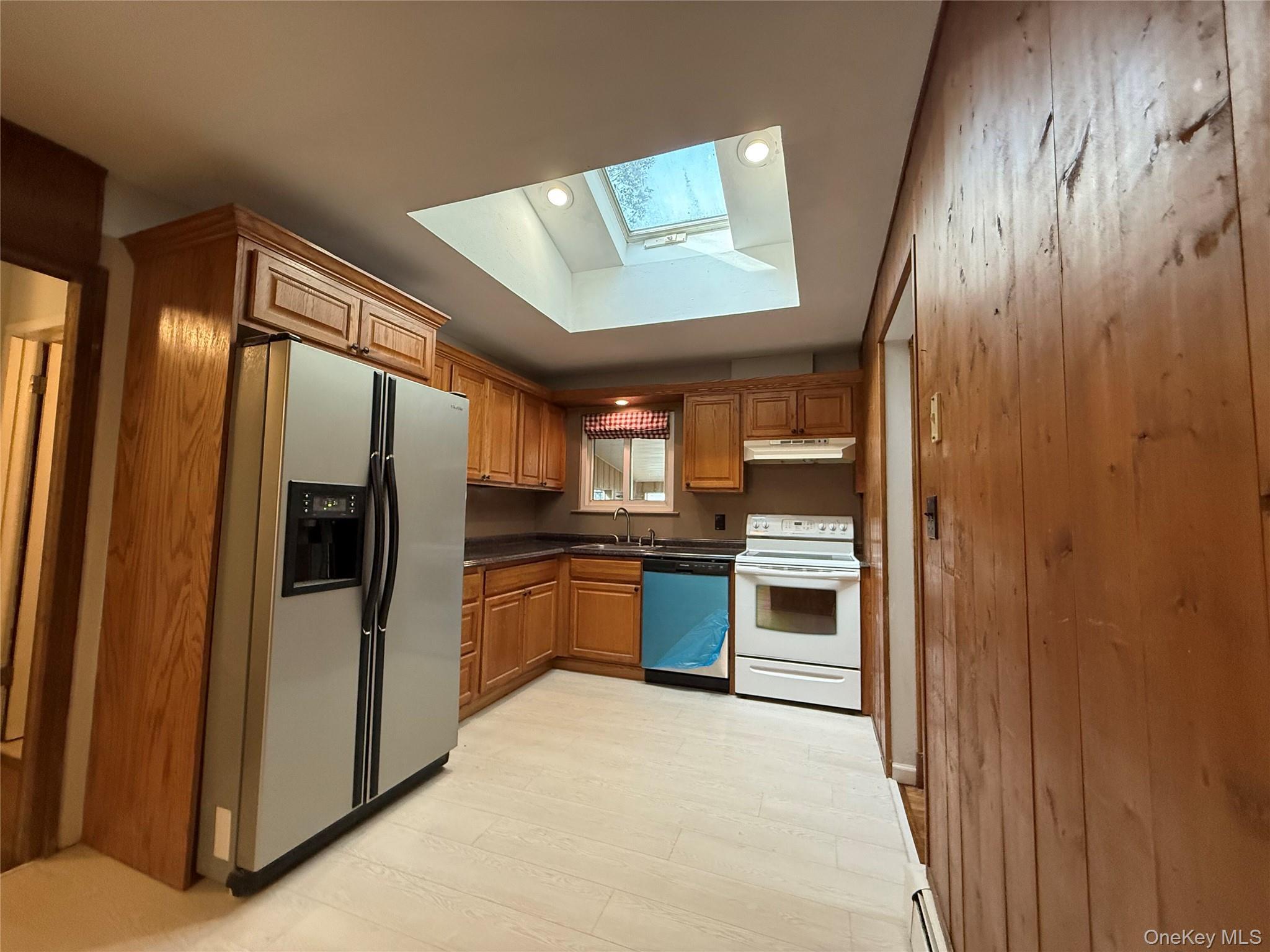 Single Family Newcomb  Suffolk County, NY 11961, MLS-923573-5