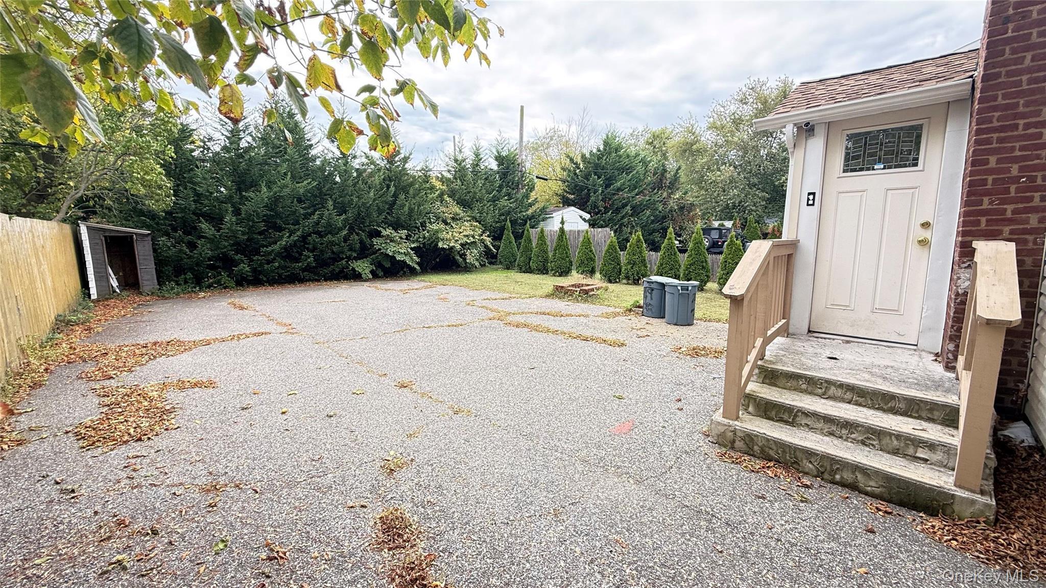 Single Family Railroad  Suffolk County, NY 11701, MLS-923575-3