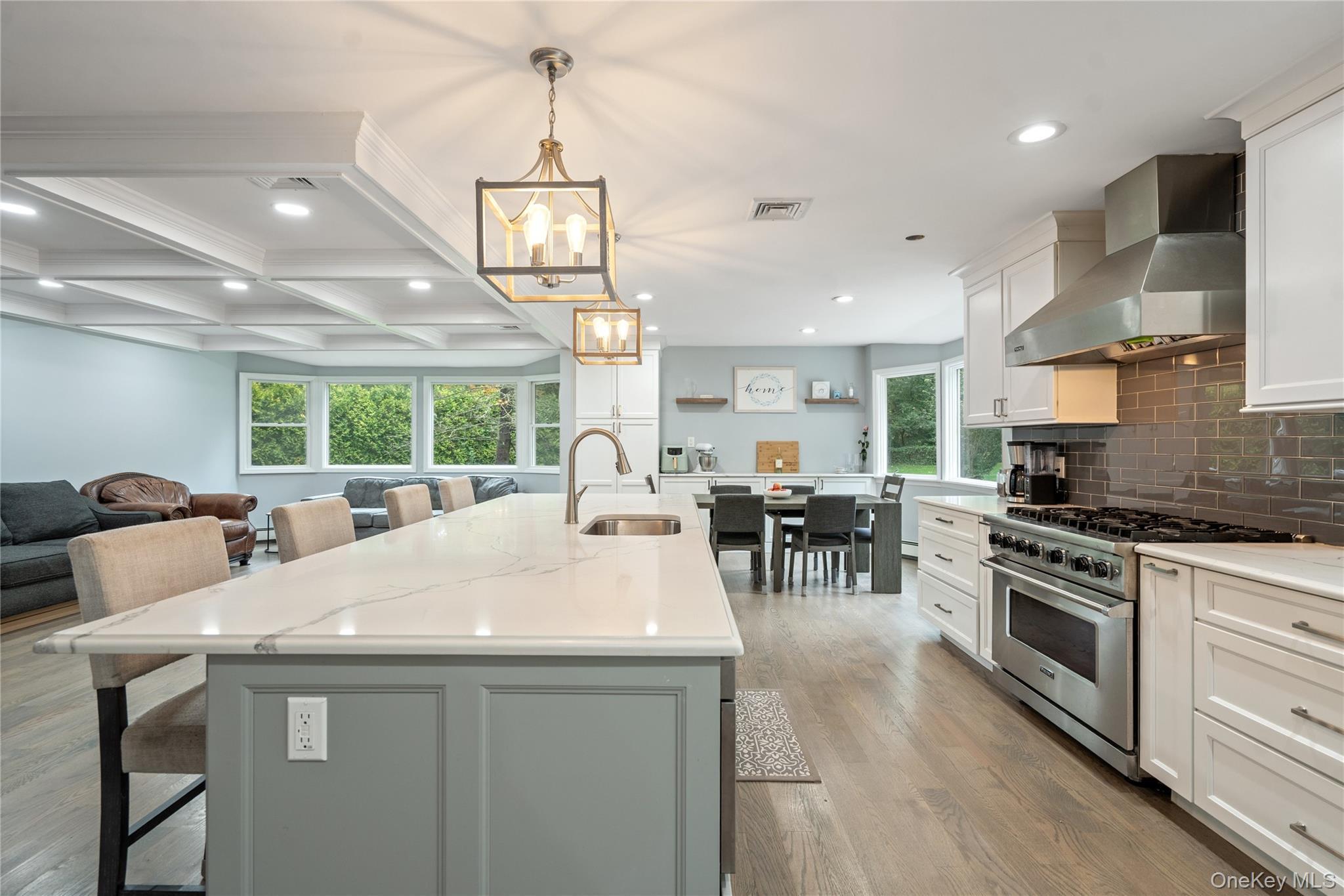 Single Family Hollow Suffolk County, NY 11746, MLS-923578-17