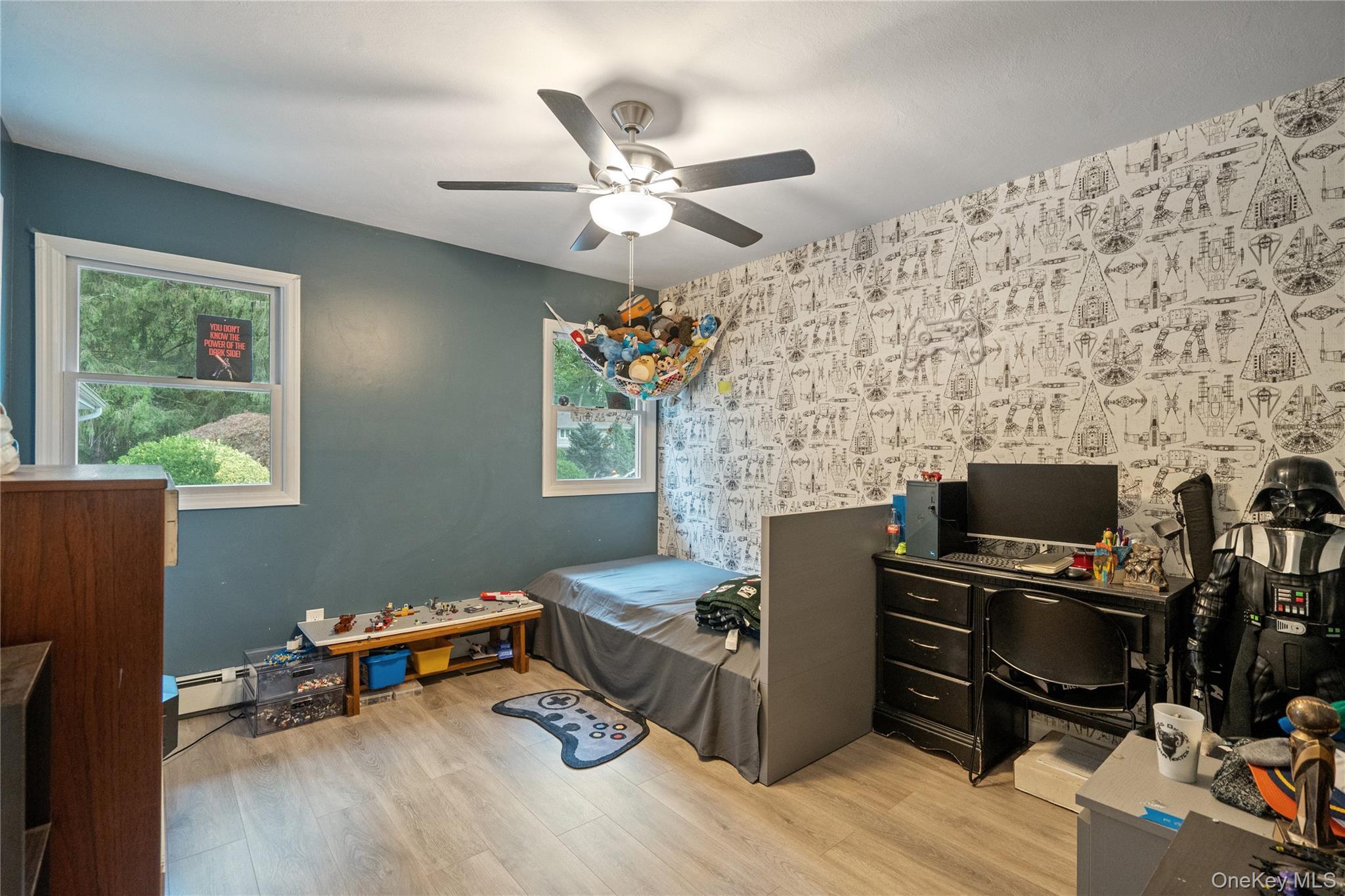 Single Family Hollow Suffolk County, NY 11746, MLS-923578-20