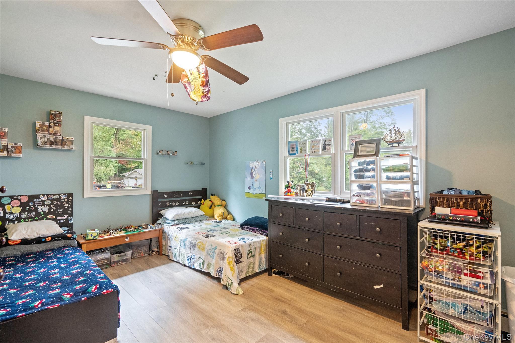 Single Family Hollow Suffolk County, NY 11746, MLS-923578-22