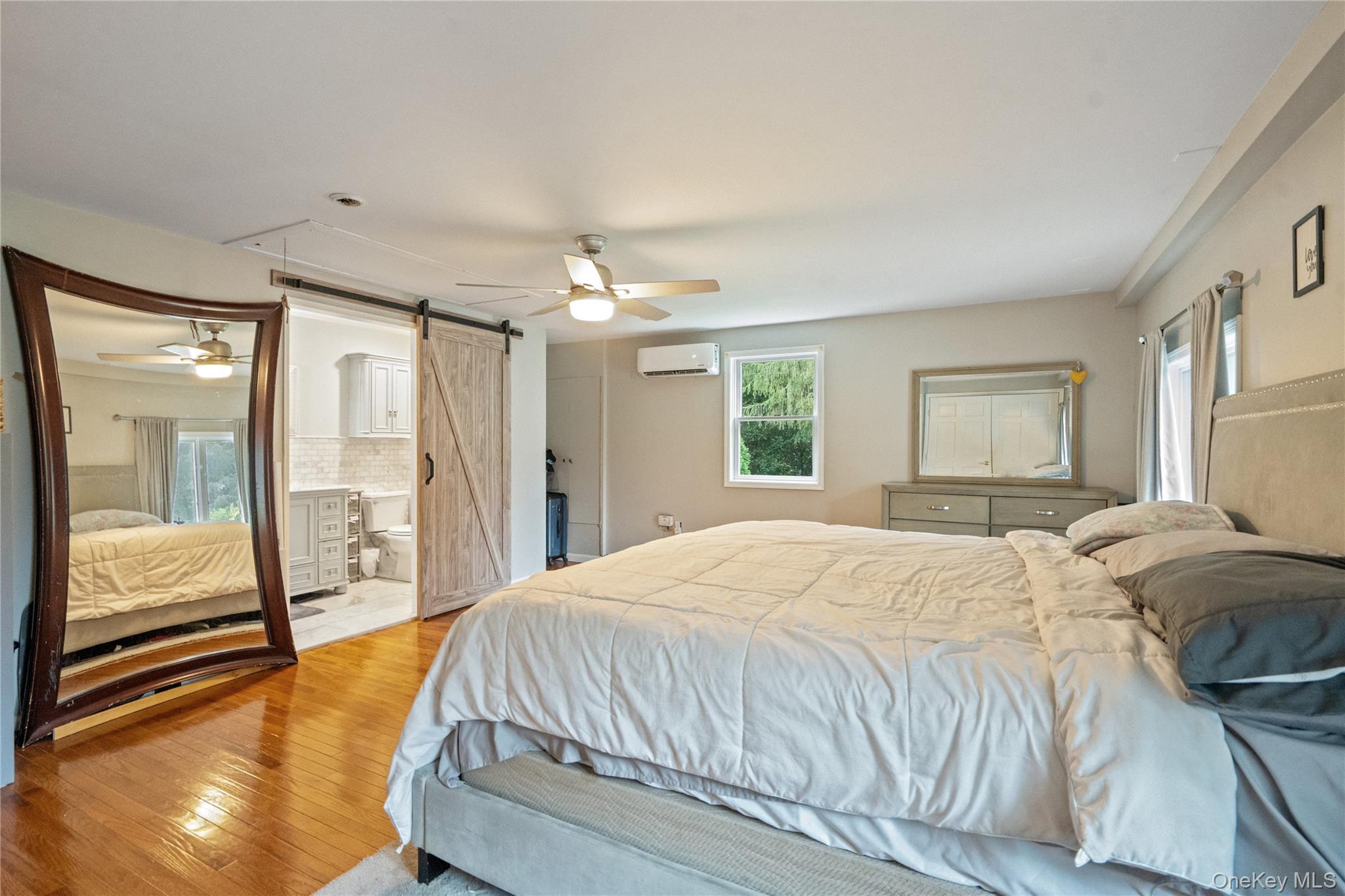 Single Family Hollow Suffolk County, NY 11746, MLS-923578-27