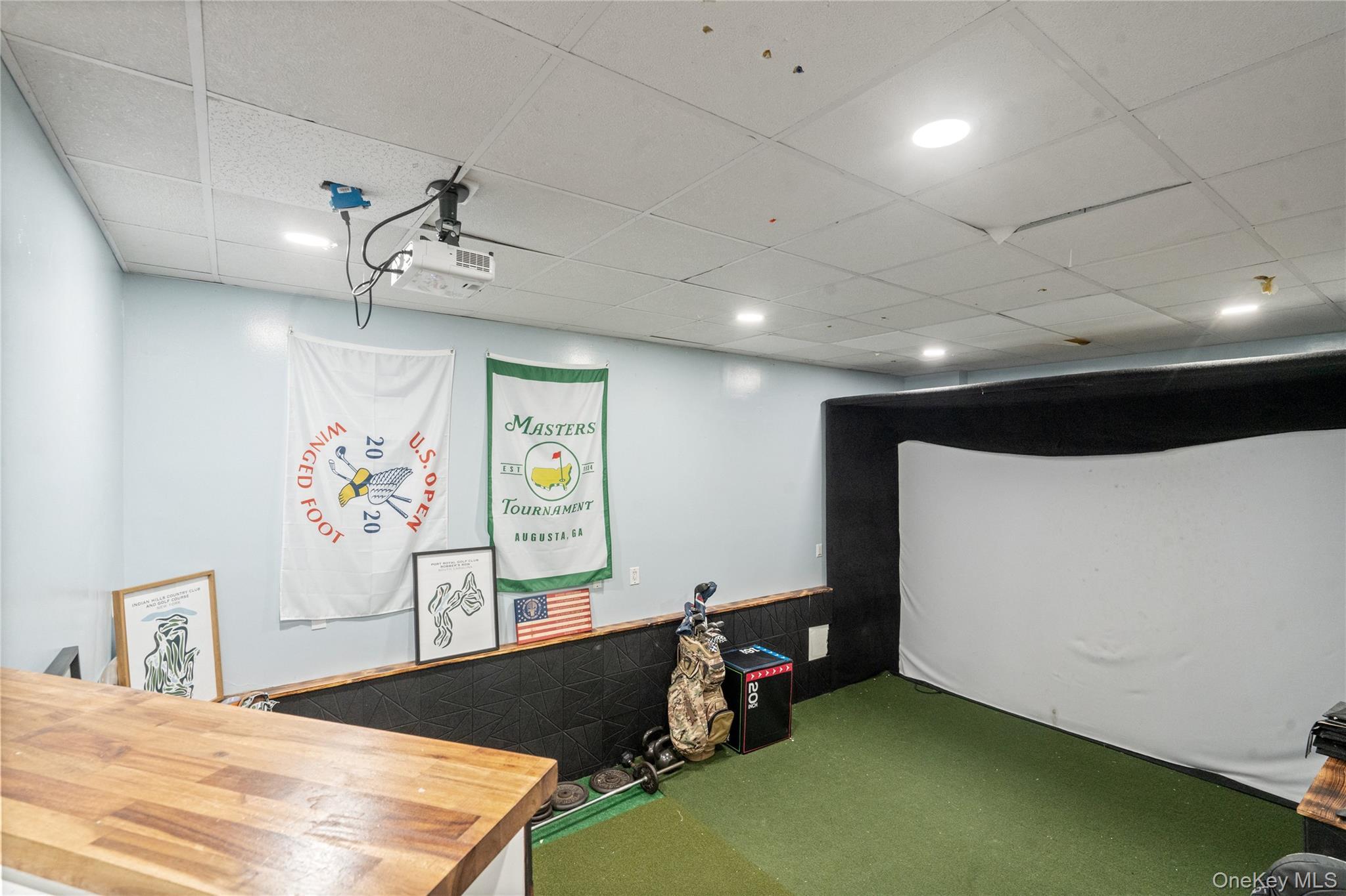 Single Family Hollow Suffolk County, NY 11746, MLS-923578-33