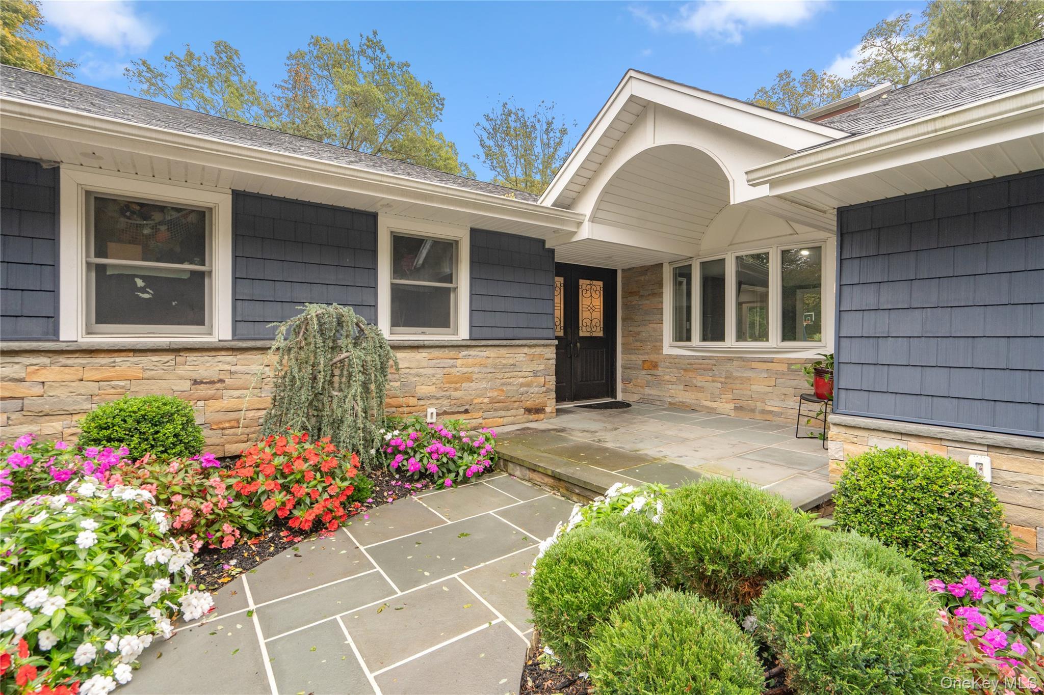 Single Family Hollow Suffolk County, NY 11746, MLS-923578-4