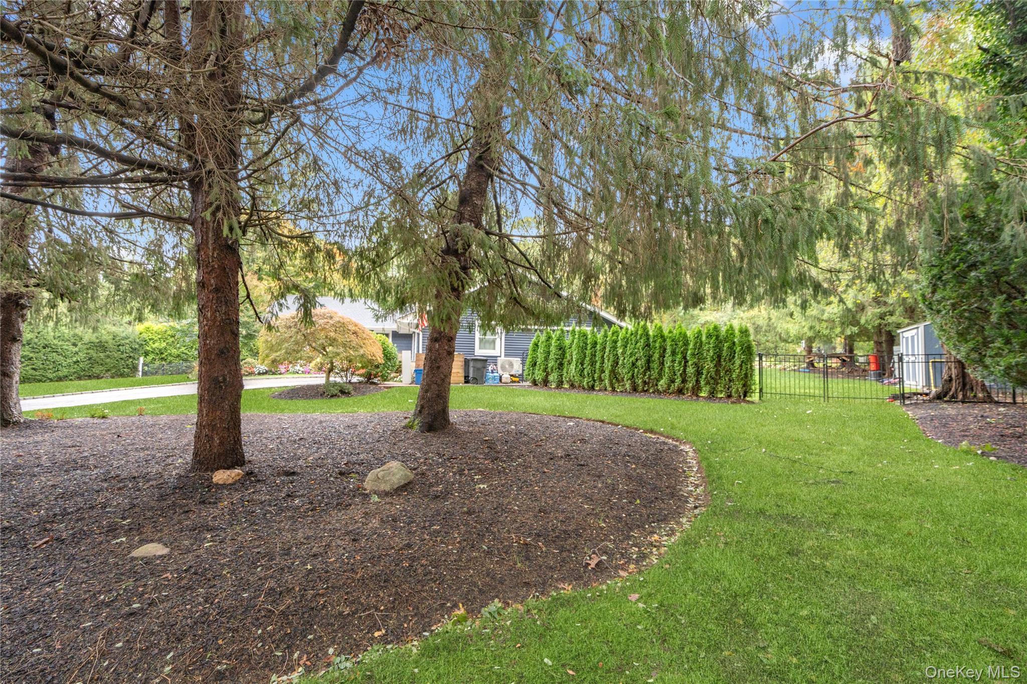 Single Family Hollow Suffolk County, NY 11746, MLS-923578-5