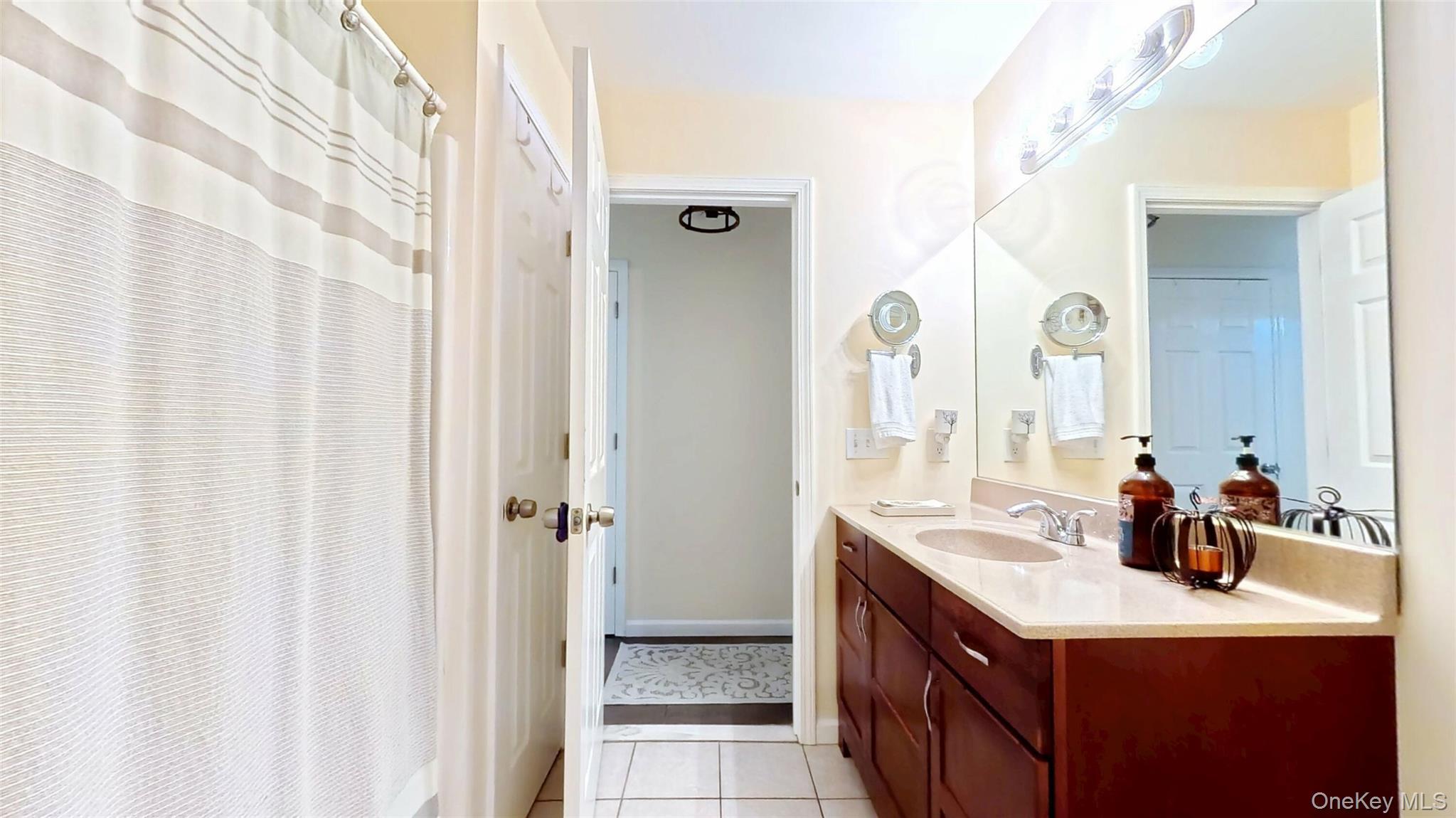 Single Family Callahans  Sullivan County, NY 12790, MLS-923583-23