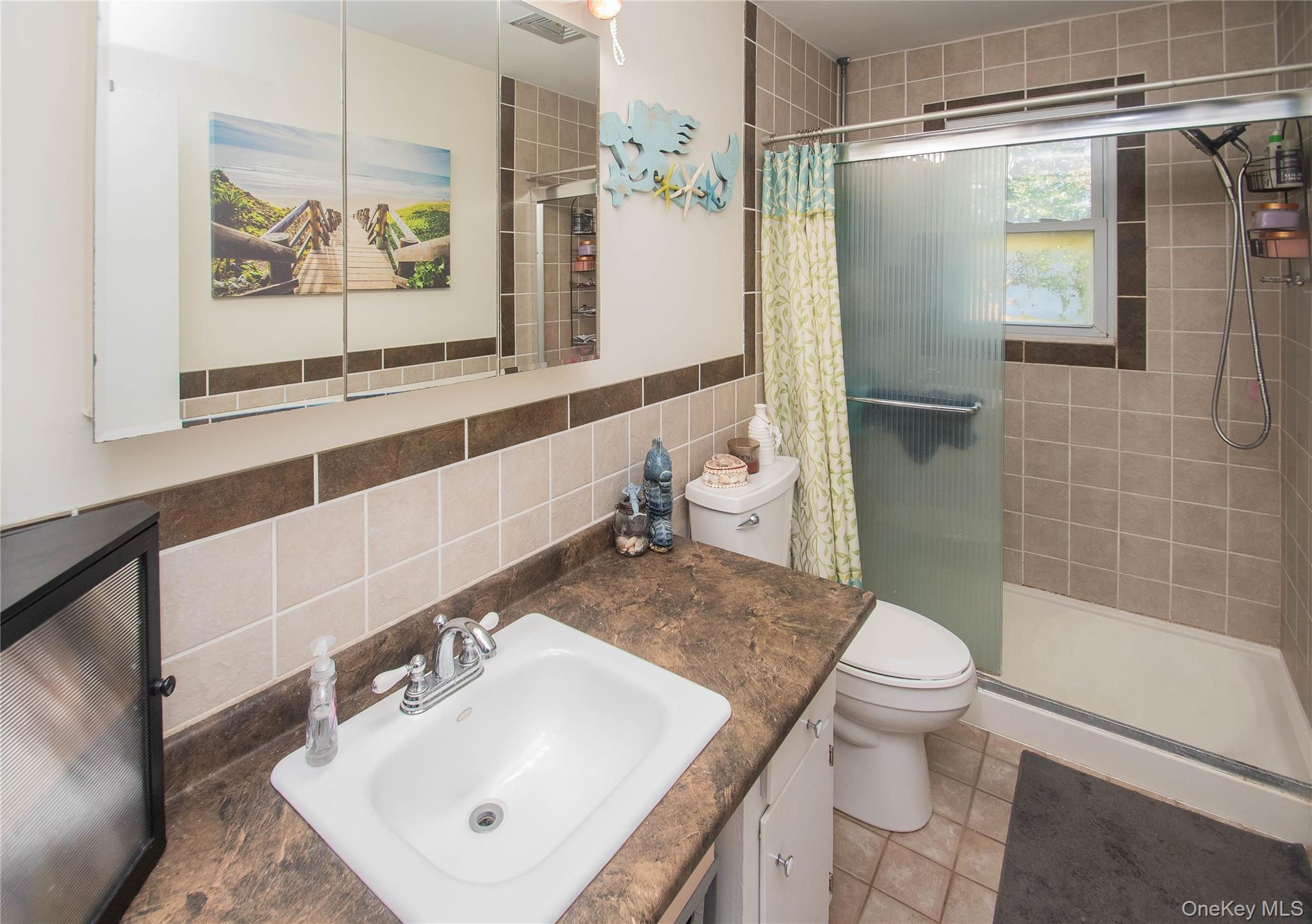 Single Family Hooker Ulster County, NY 12401, MLS-923588-15