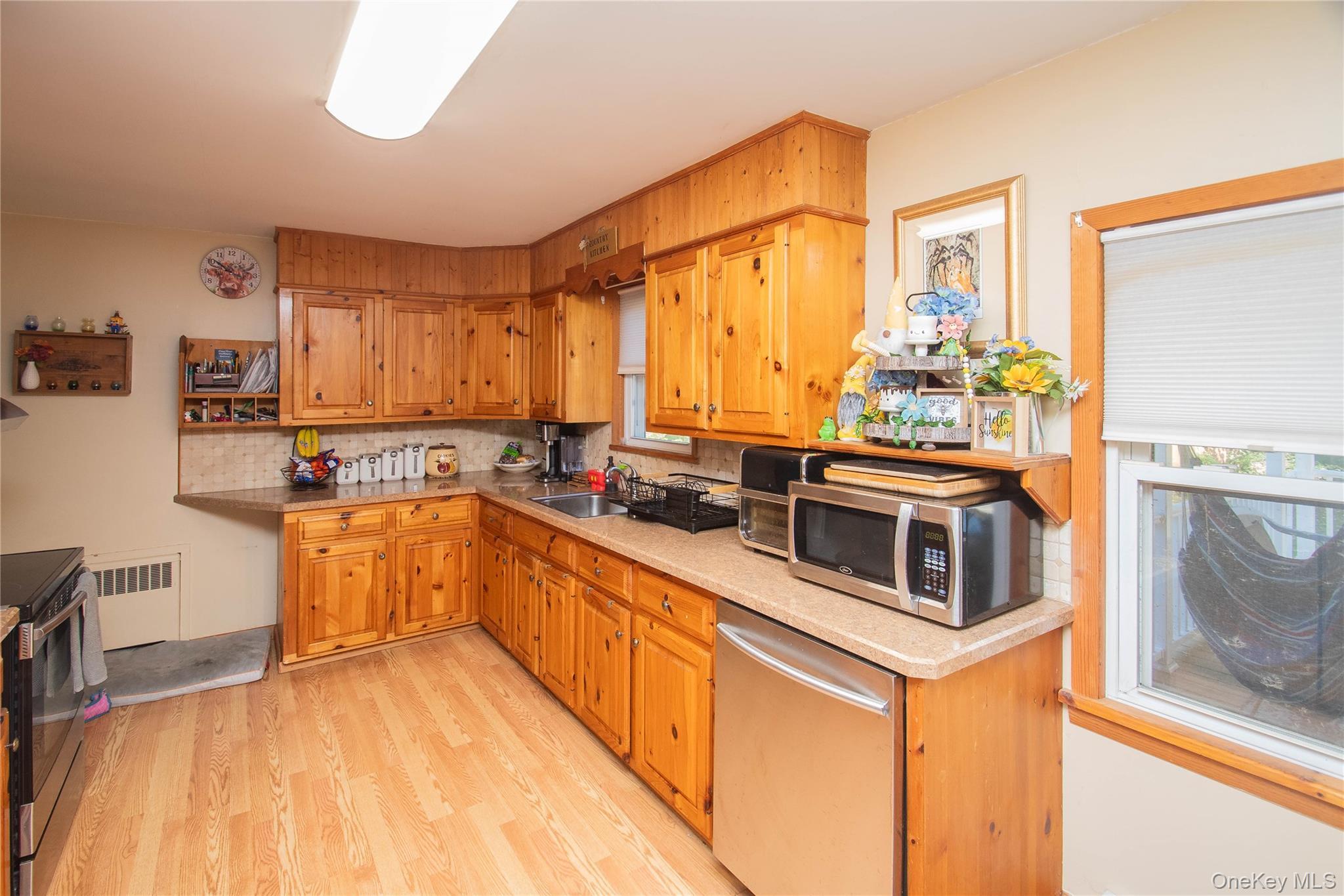 Single Family Hooker Ulster County, NY 12401, MLS-923588-8