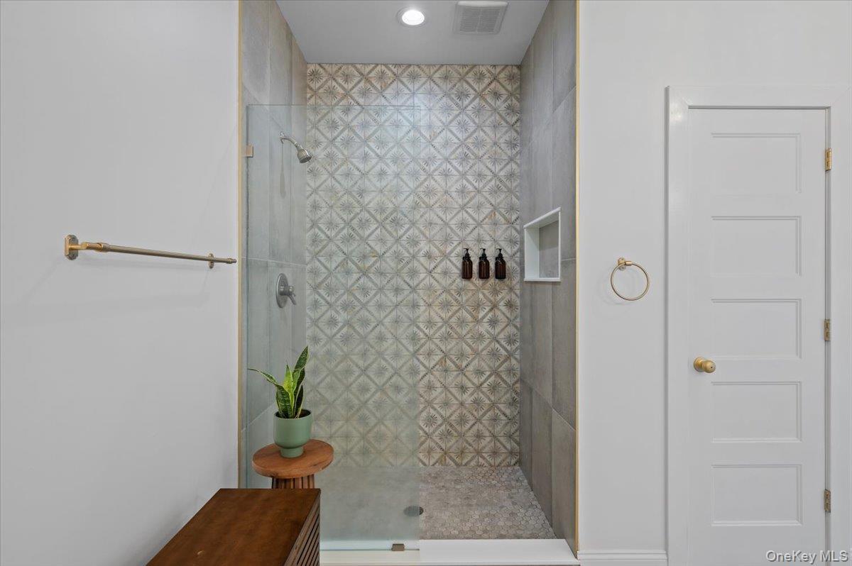 Single Family Devon Farms Dutchess County, NY 12582, MLS-923621-26