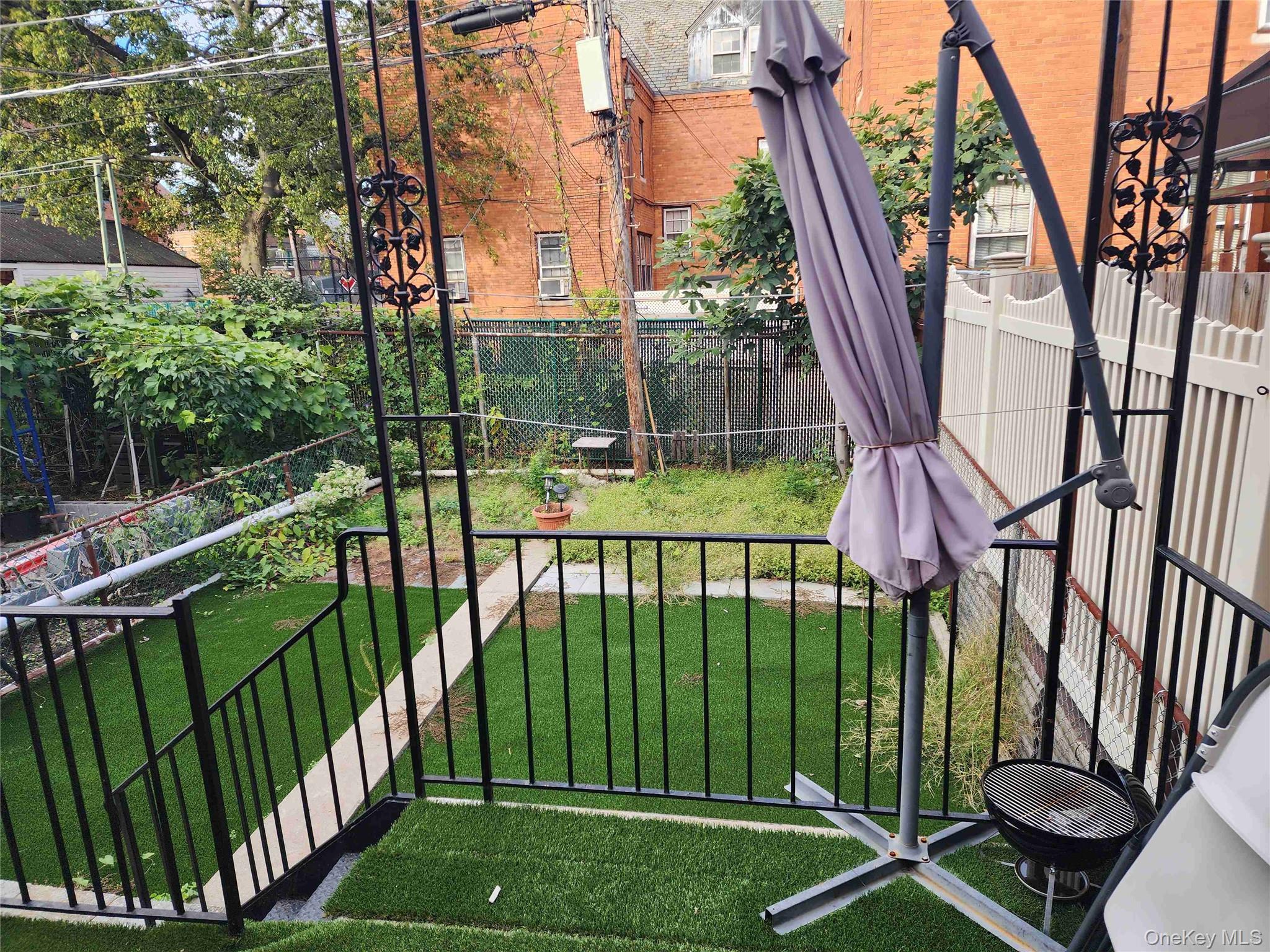 Single Family 85th Queens, NY 11385, MLS-923640-20