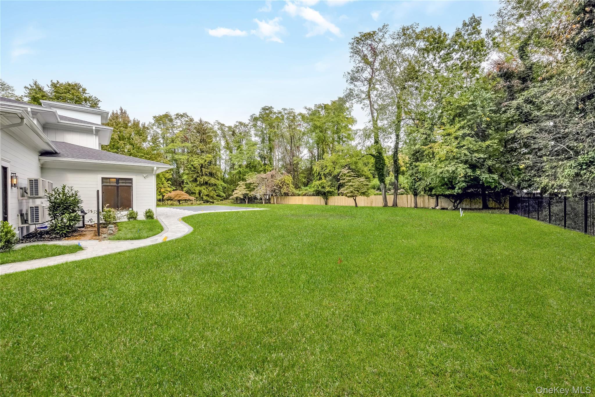 Single Family Long Beach Suffolk County, NY 11780, MLS-923645-3