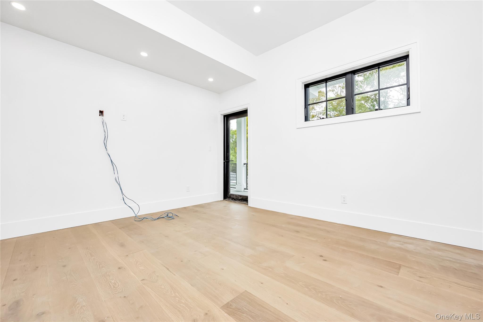 Single Family Long Beach Suffolk County, NY 11780, MLS-923645-35