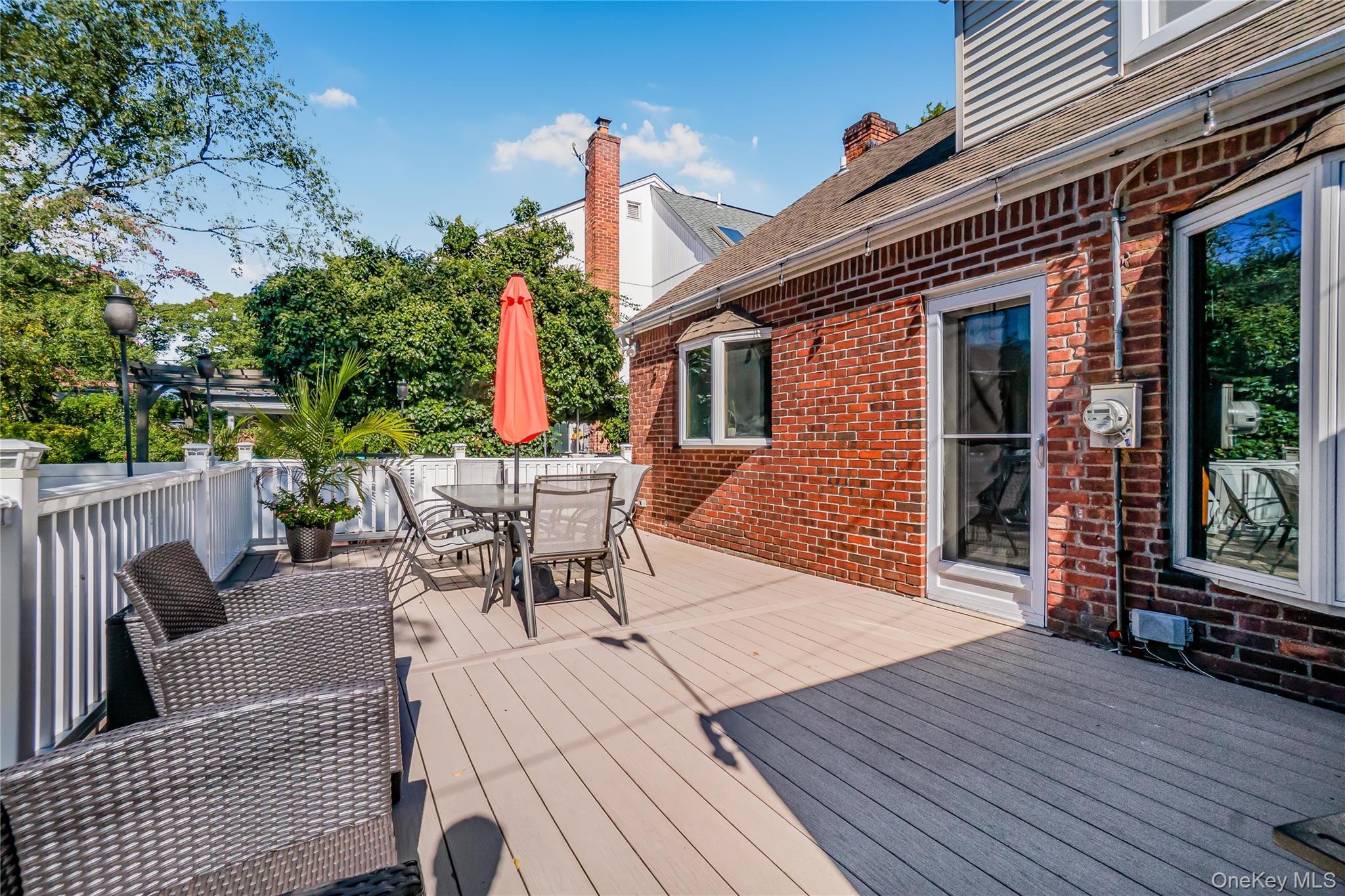 Single Family Maple  Nassau County, NY 11040, MLS-923646-29