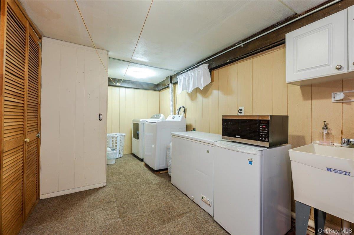 Single Family Marshall  Nassau County, NY 11003, MLS-923652-13