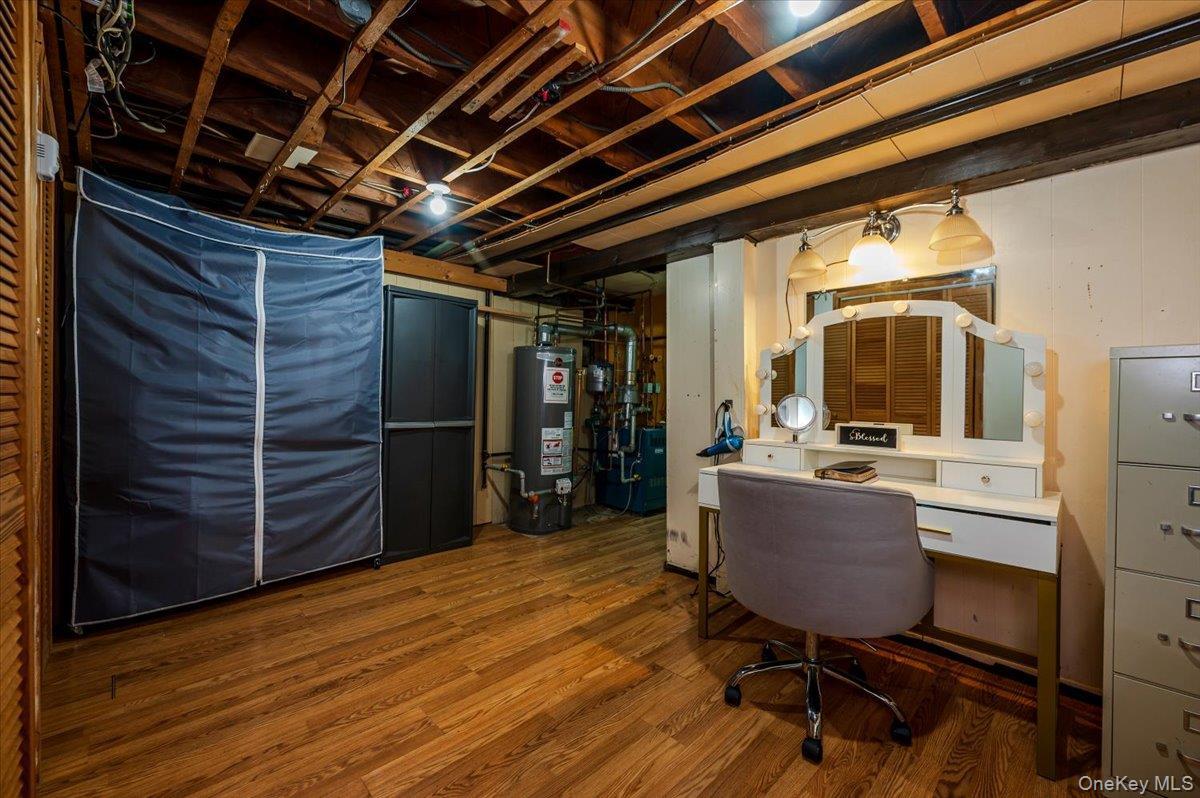 Single Family Marshall  Nassau County, NY 11003, MLS-923652-16