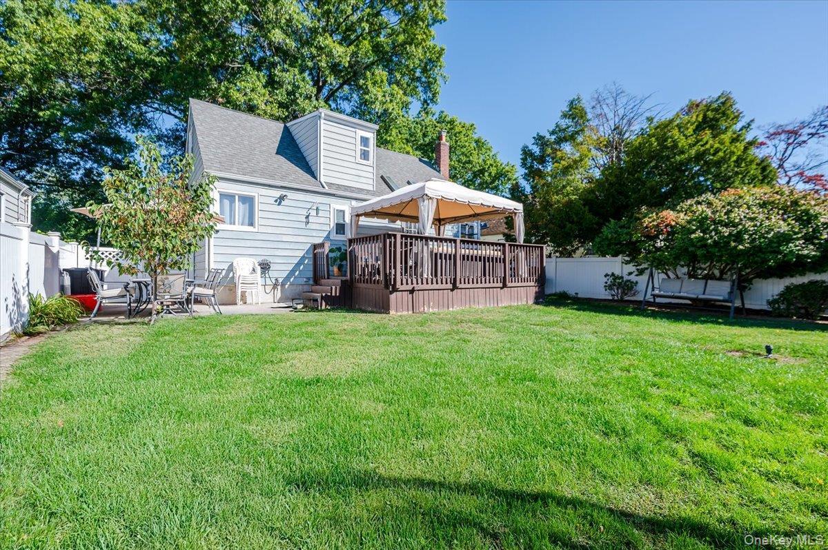 Single Family Marshall  Nassau County, NY 11003, MLS-923652-20