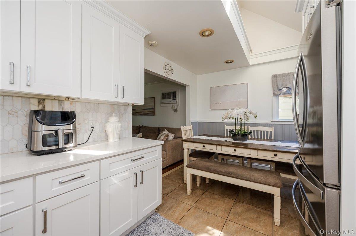 Single Family Marshall  Nassau County, NY 11003, MLS-923652-6