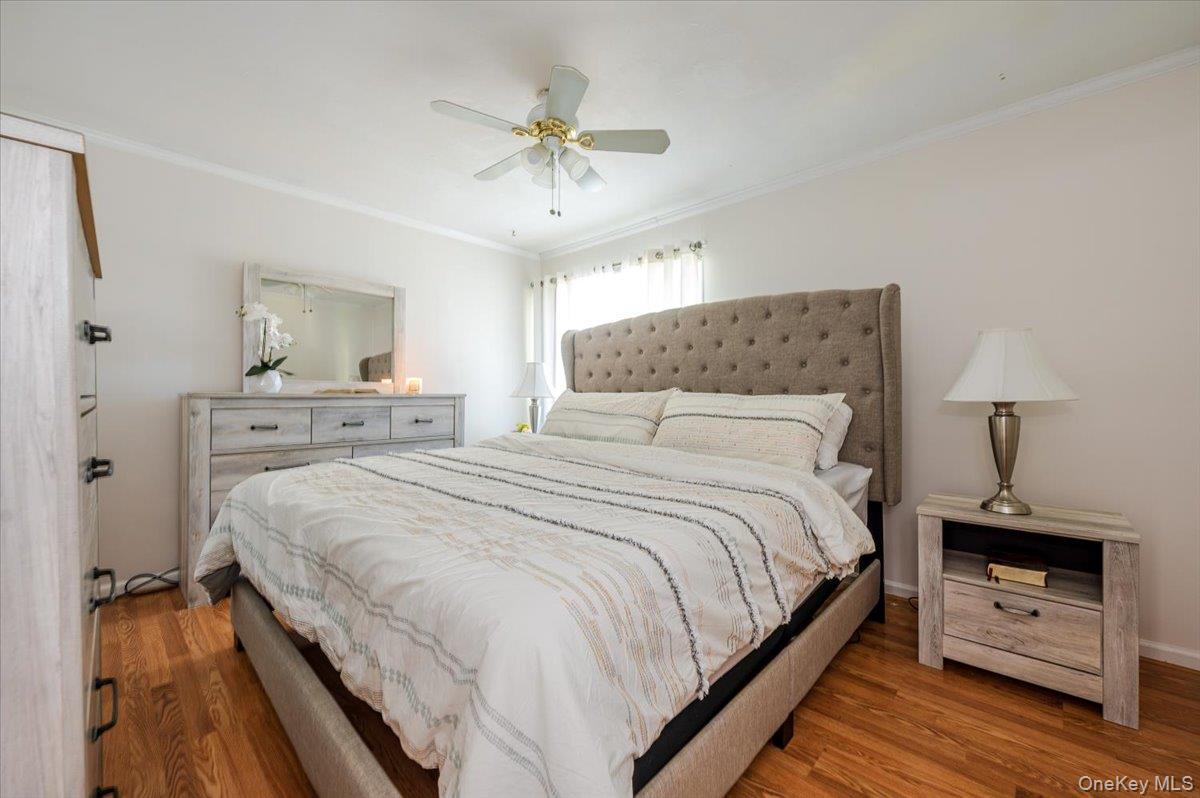 Single Family Marshall  Nassau County, NY 11003, MLS-923652-8