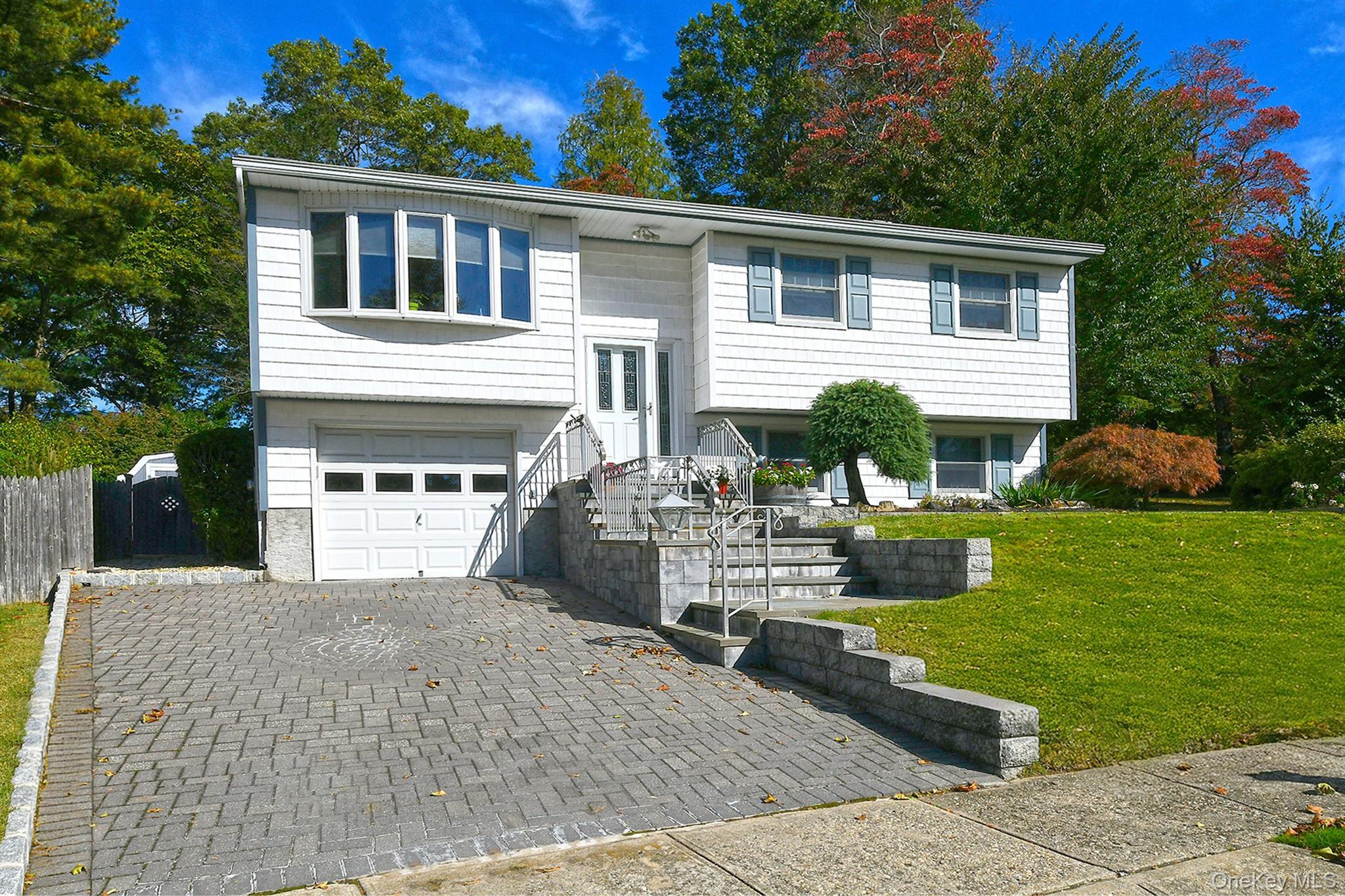 Single Family Cardiff  Suffolk County, NY 11746, MLS-923653-2