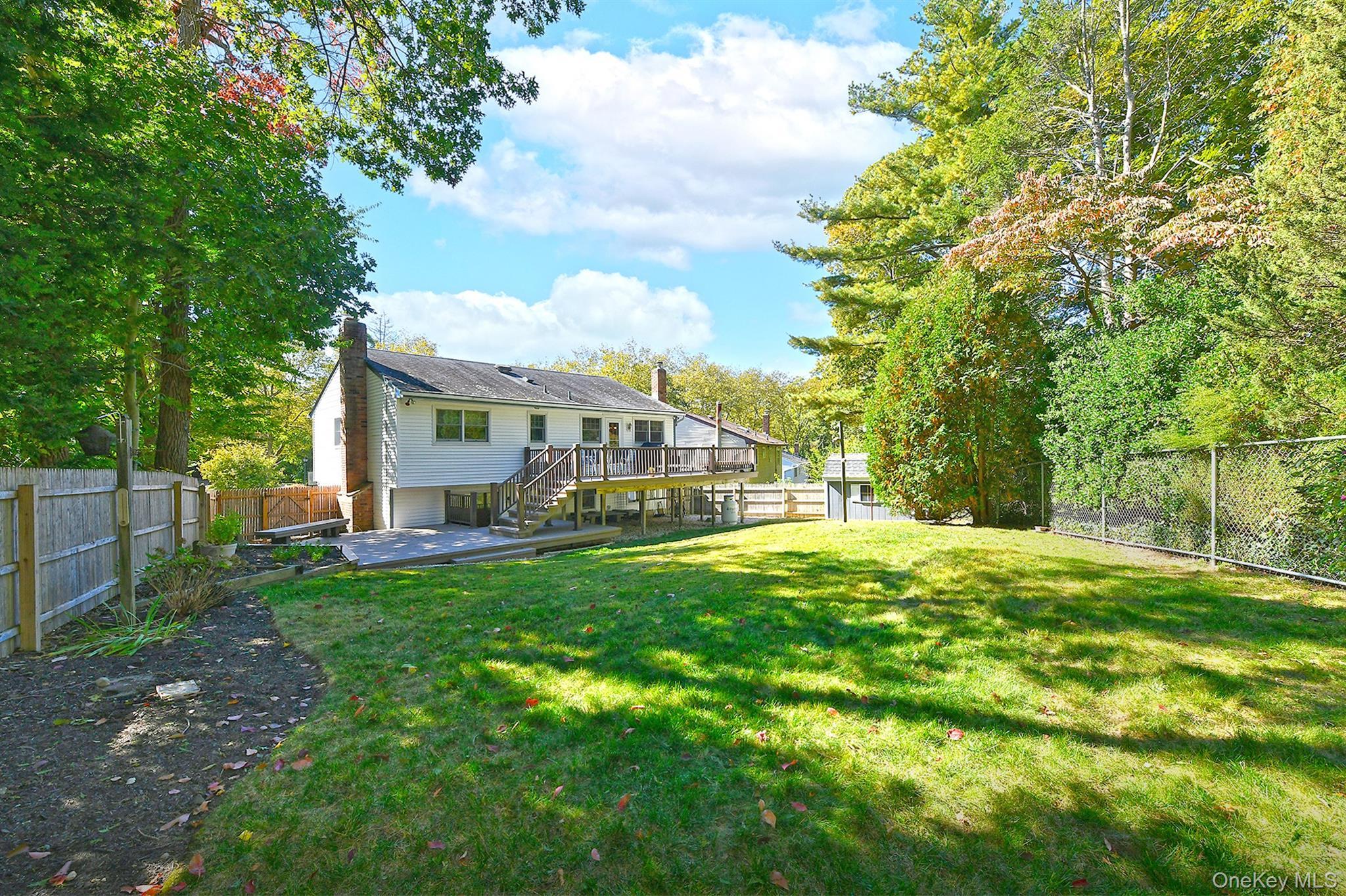 Single Family Cardiff  Suffolk County, NY 11746, MLS-923653-32