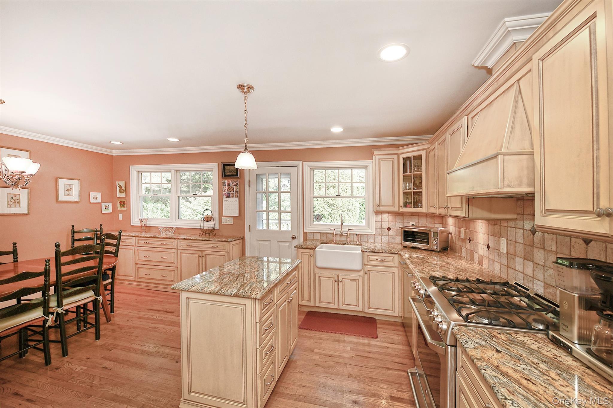 Single Family Cardiff  Suffolk County, NY 11746, MLS-923653-9