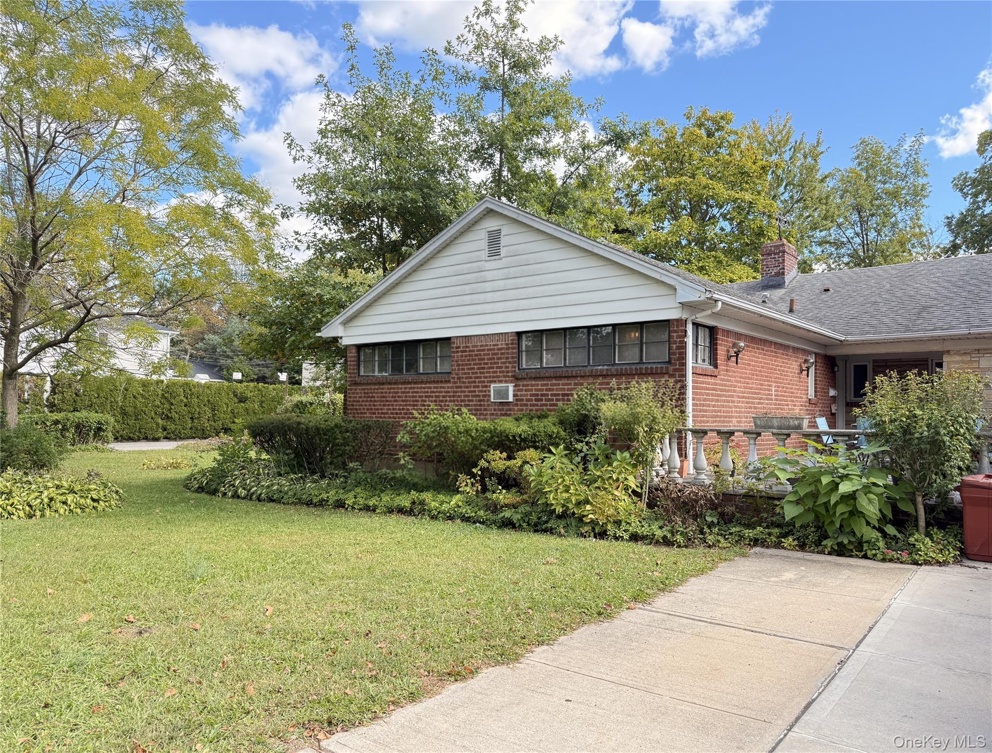 Single Family 24th  Queens, NY 11360, MLS-923655-23